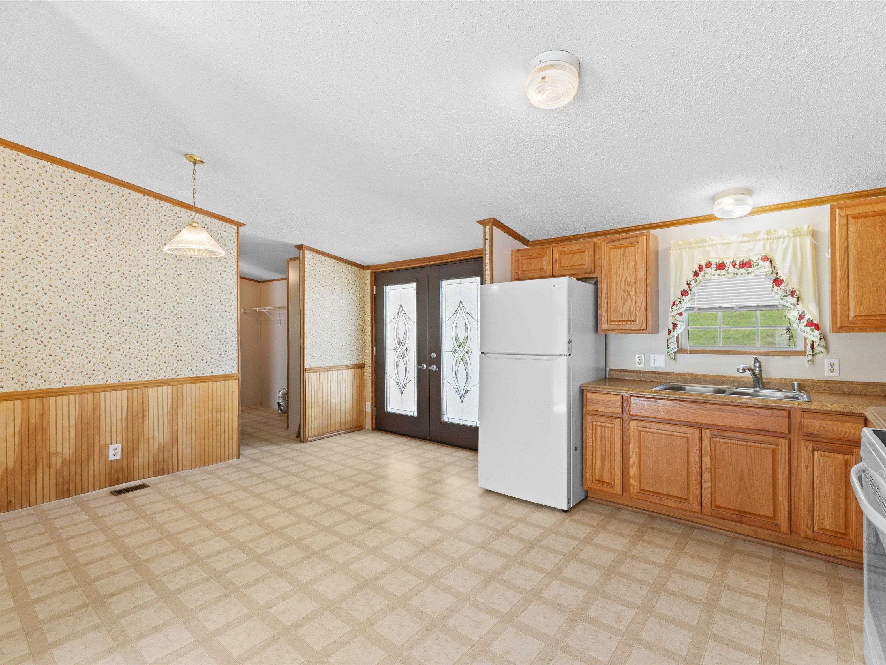 856 Buford Rd, Utica, Kentucky 42376, 3 Bedrooms Bedrooms, ,2 BathroomsBathrooms,Single Family Residence,For Sale,Buford Rd,94816