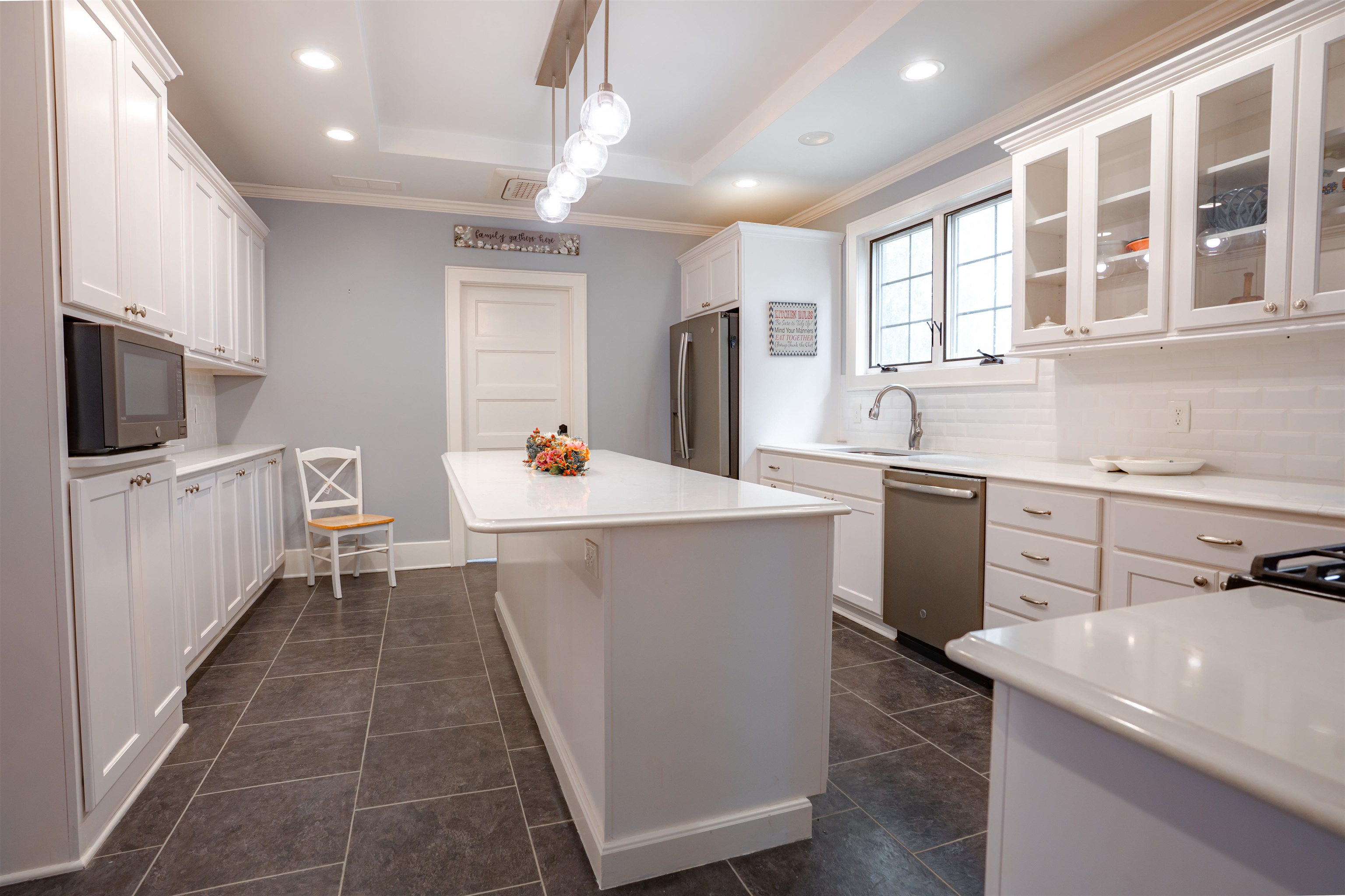 505 Hill Street, Livermore, Kentucky 42352, 4 Bedrooms Bedrooms, ,2 BathroomsBathrooms,Single Family Residence,For Sale,Hill Street,94819