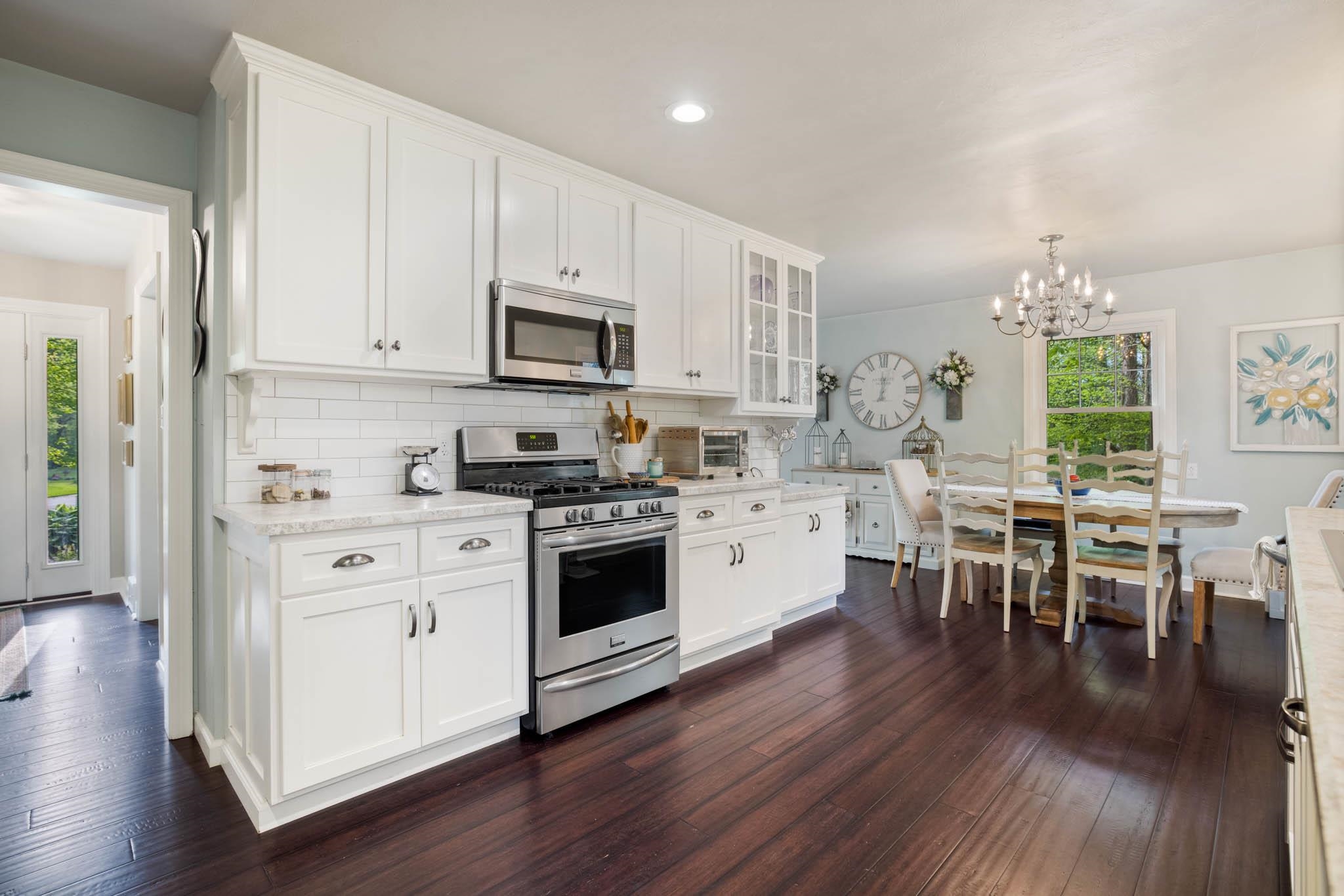 4435 Greenacre Drive, Owensboro, Kentucky 42303, 3 Bedrooms Bedrooms, ,2 BathroomsBathrooms,Single Family Residence,For Sale,Greenacre Drive,94823