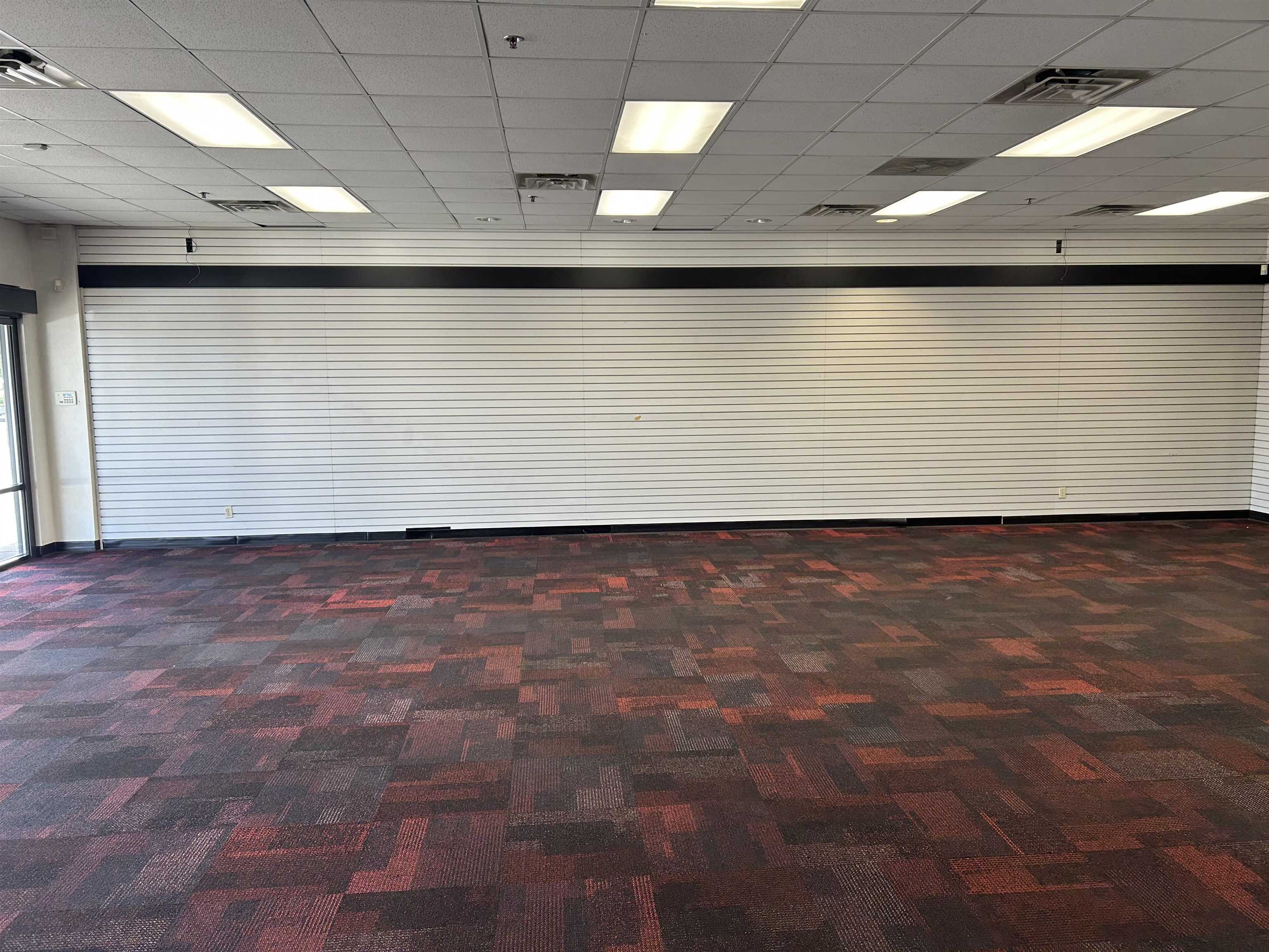 636 Southtown Blvd Unit 2, Owensboro, Kentucky 42301, ,Retail,For Sale,Southtown Blvd Unit 2,94826