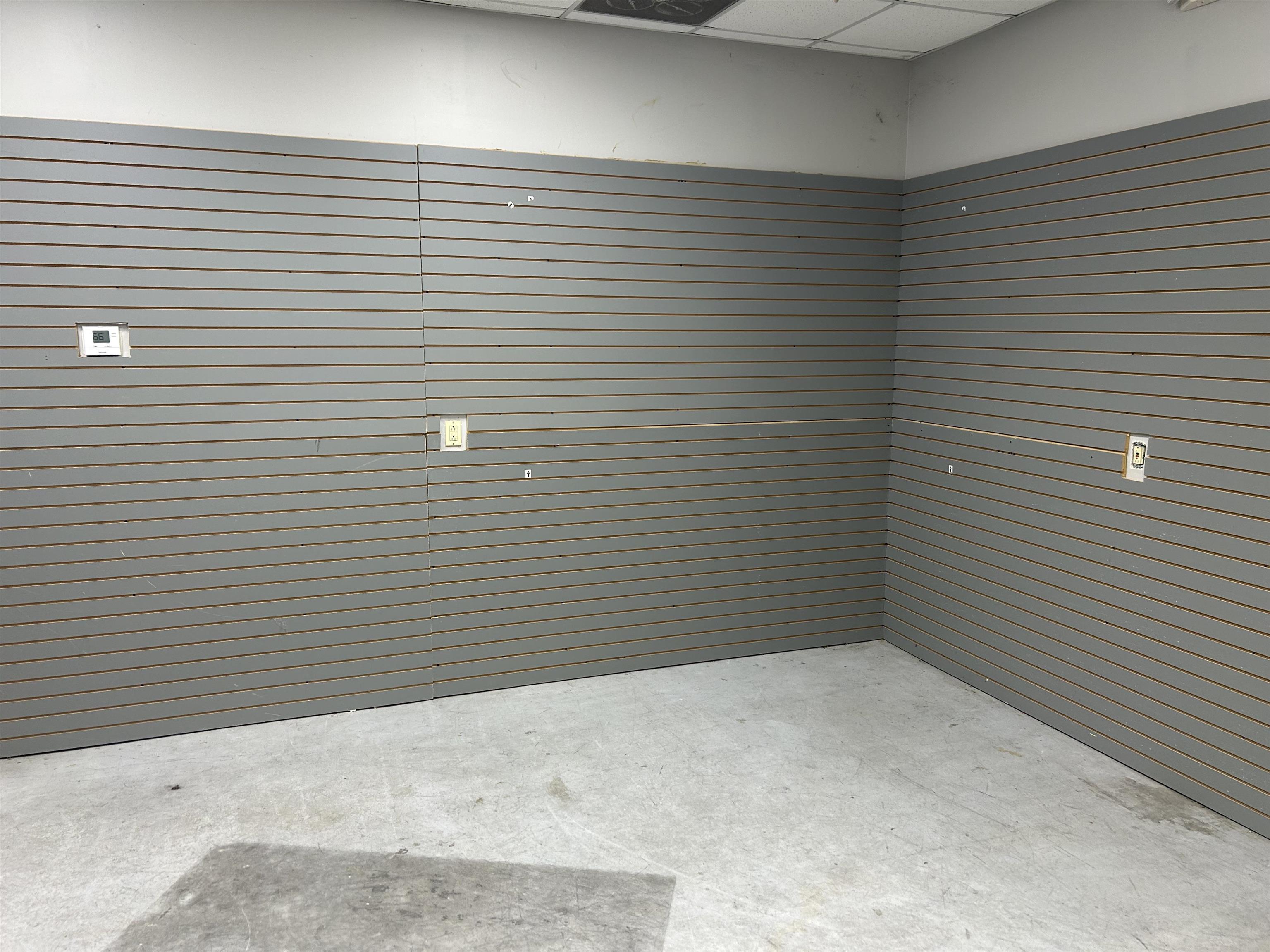636 Southtown Blvd Unit 2, Owensboro, Kentucky 42301, ,Retail,For Sale,Southtown Blvd Unit 2,94826