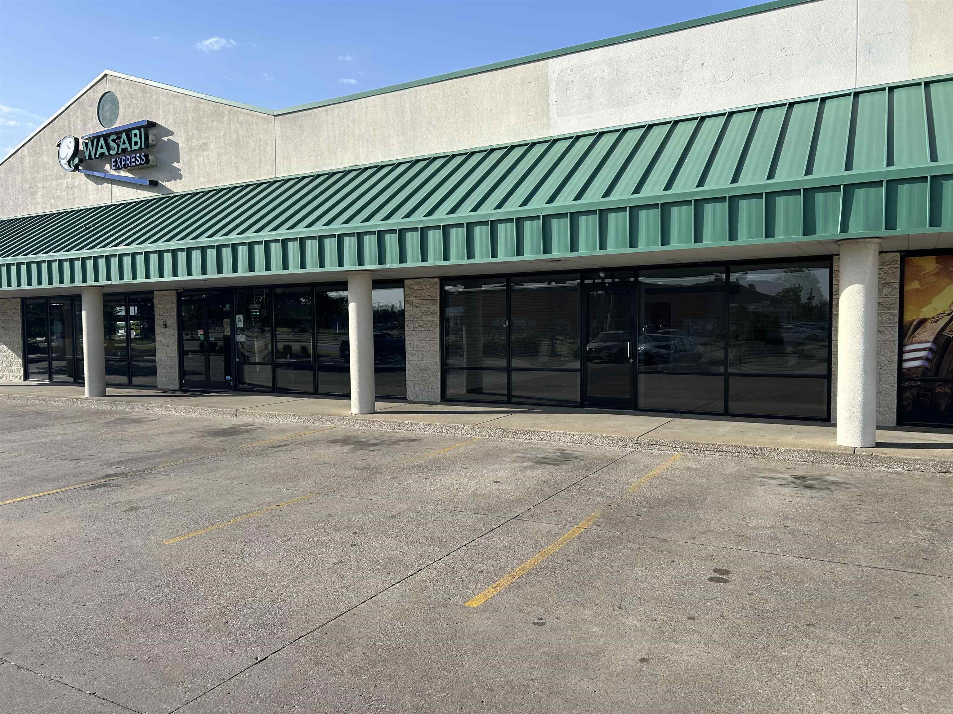 636 Southtown Blvd Unit 2, Owensboro, Kentucky 42301, ,Retail,For Sale,Southtown Blvd Unit 2,94826
