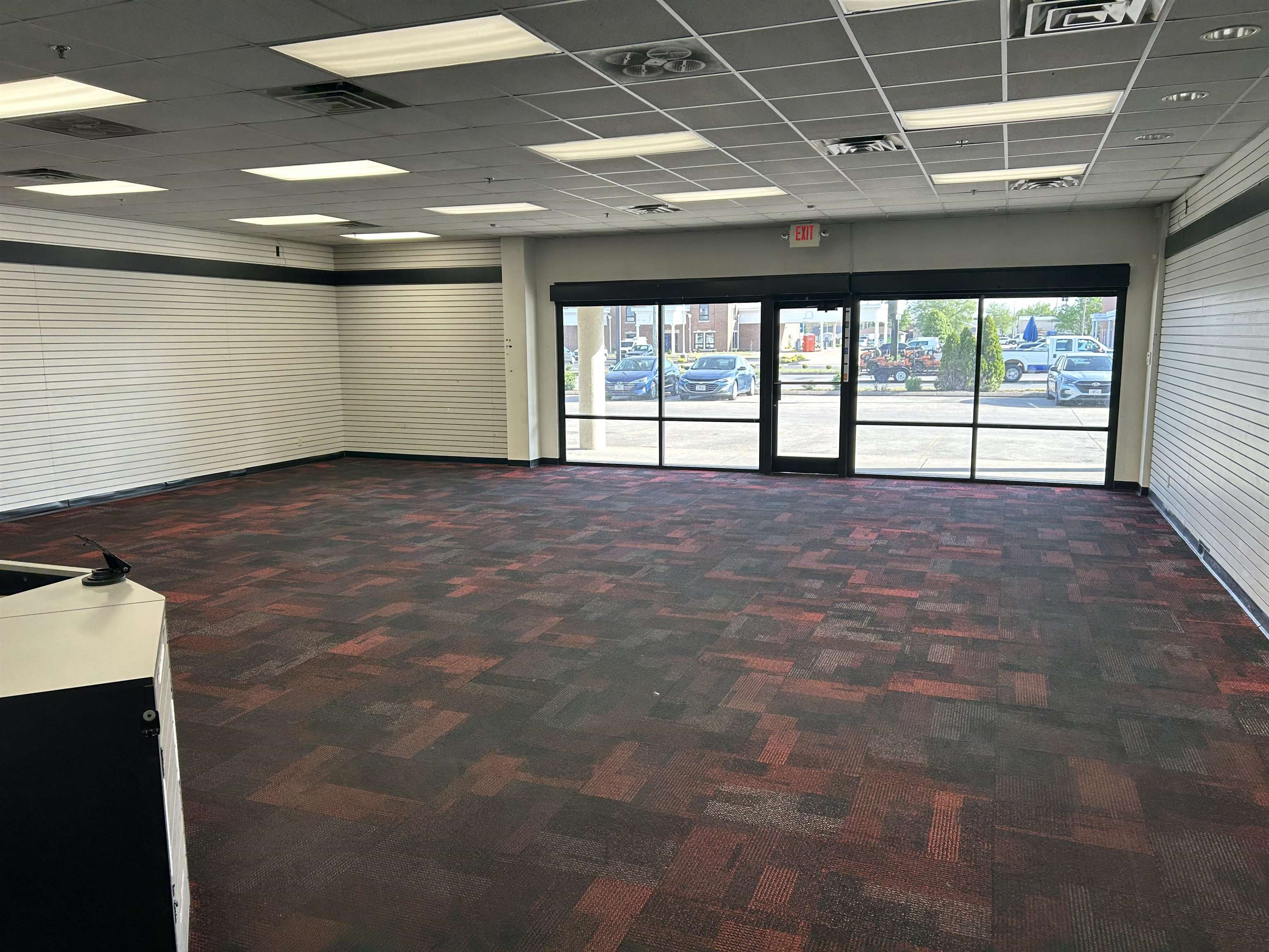 636 Southtown Blvd Unit 2, Owensboro, Kentucky 42301, ,Retail,For Sale,Southtown Blvd Unit 2,94826