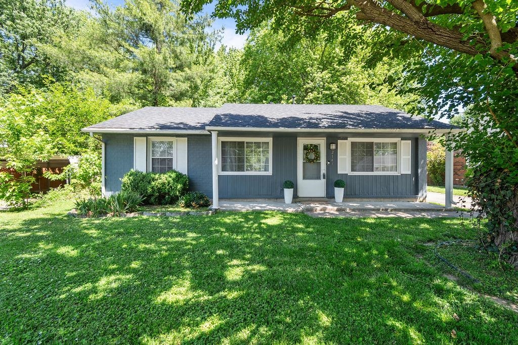 2141 Collins Dr., Owensboro, Kentucky 42301, 3 Bedrooms Bedrooms, ,1 BathroomBathrooms,Single Family Residence,For Sale,Collins Dr.,94828