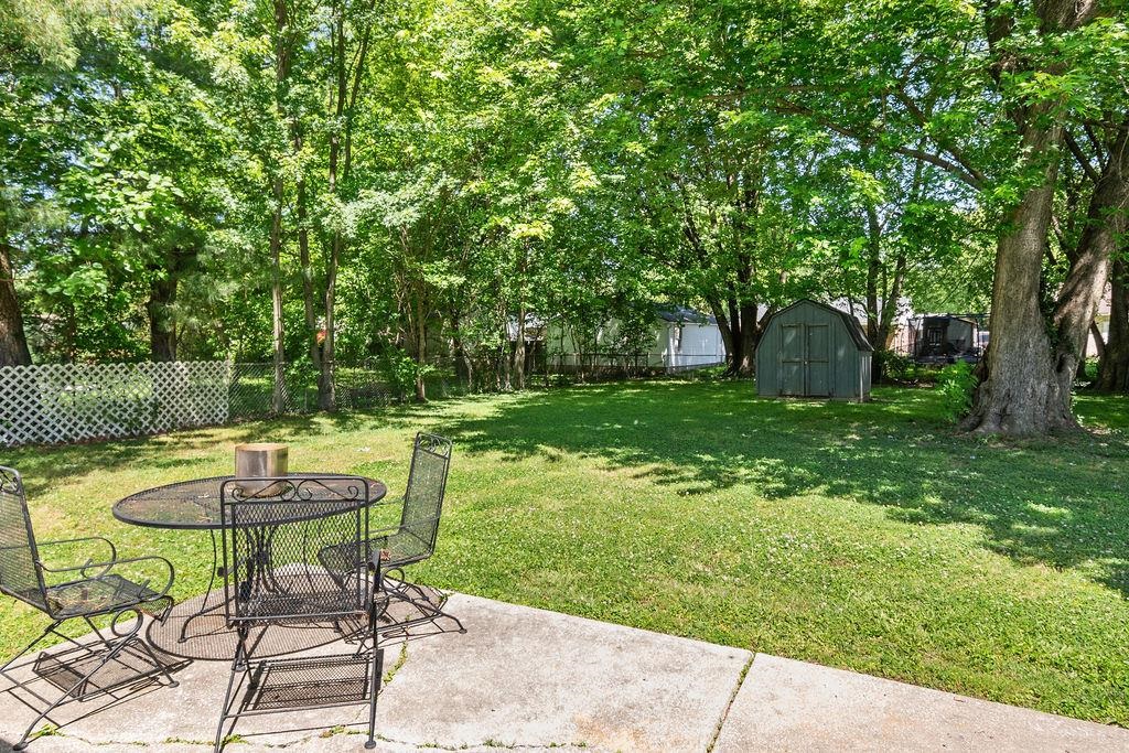 2141 Collins Dr., Owensboro, Kentucky 42301, 3 Bedrooms Bedrooms, ,1 BathroomBathrooms,Single Family Residence,For Sale,Collins Dr.,94828