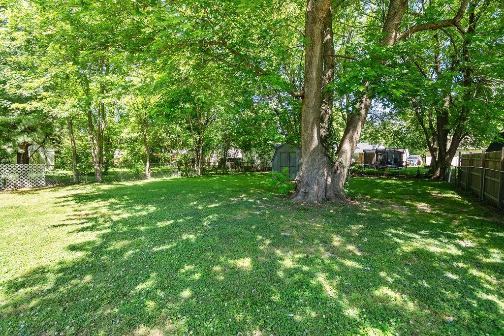 2141 Collins Dr., Owensboro, Kentucky 42301, 3 Bedrooms Bedrooms, ,1 BathroomBathrooms,Single Family Residence,For Sale,Collins Dr.,94828