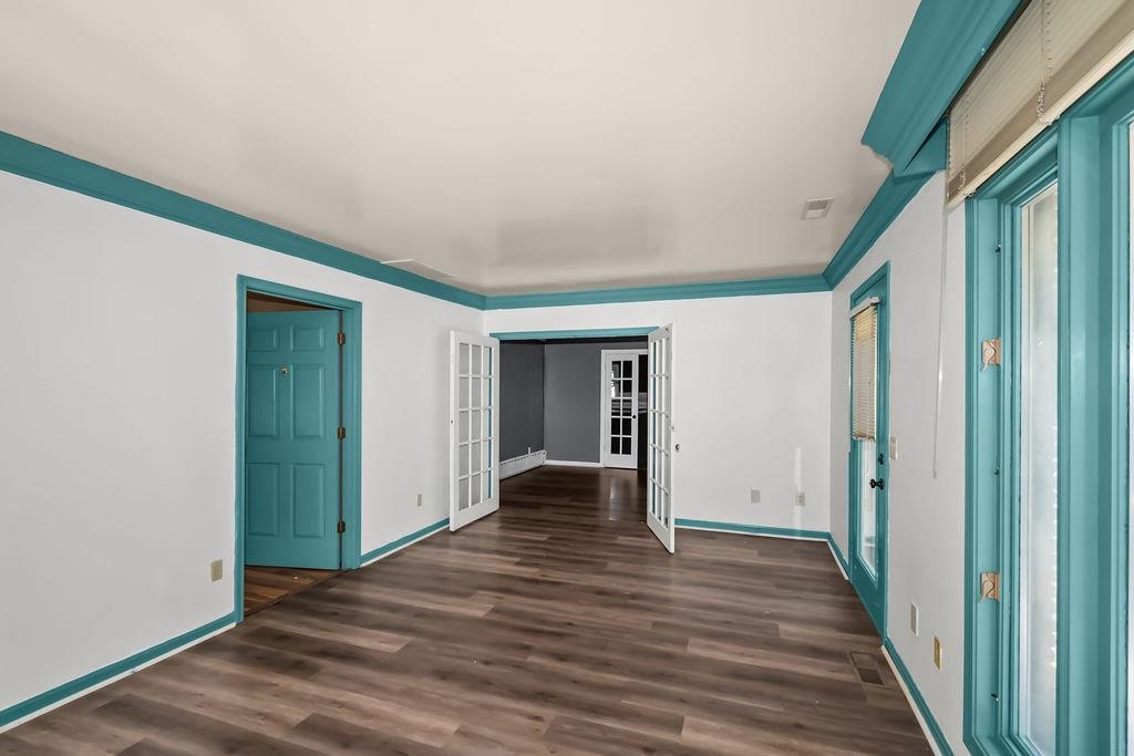 1664 Roosevelt Rd, Owensboro, Kentucky 42301, 4 Bedrooms Bedrooms, ,4 BathroomsBathrooms,Single Family Residence,For Sale,Roosevelt Rd,94835