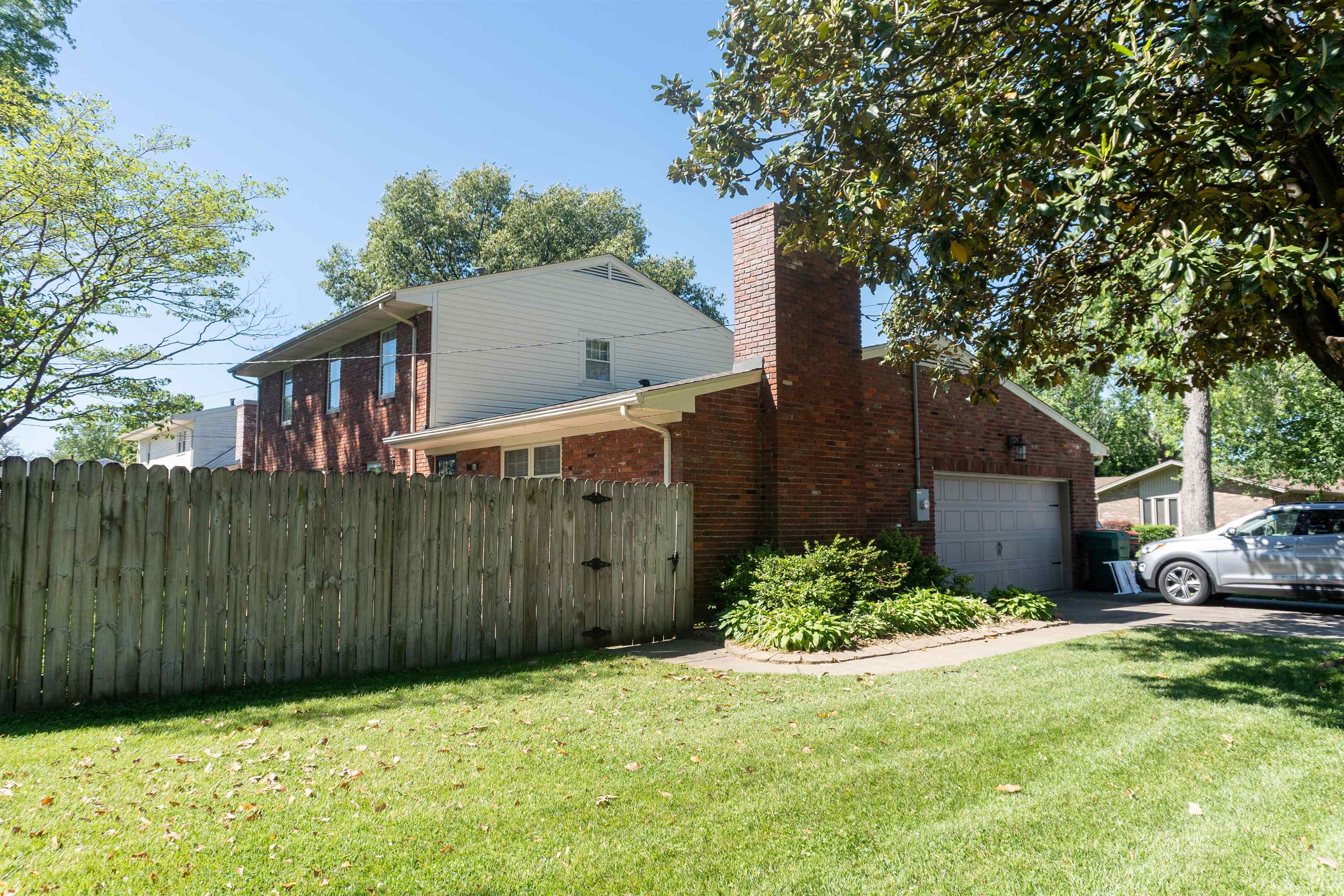 3835 Garden Terrace, Owensboro, Kentucky 42301, 4 Bedrooms Bedrooms, ,2 BathroomsBathrooms,Single Family Residence,For Sale,Garden Terrace,94842