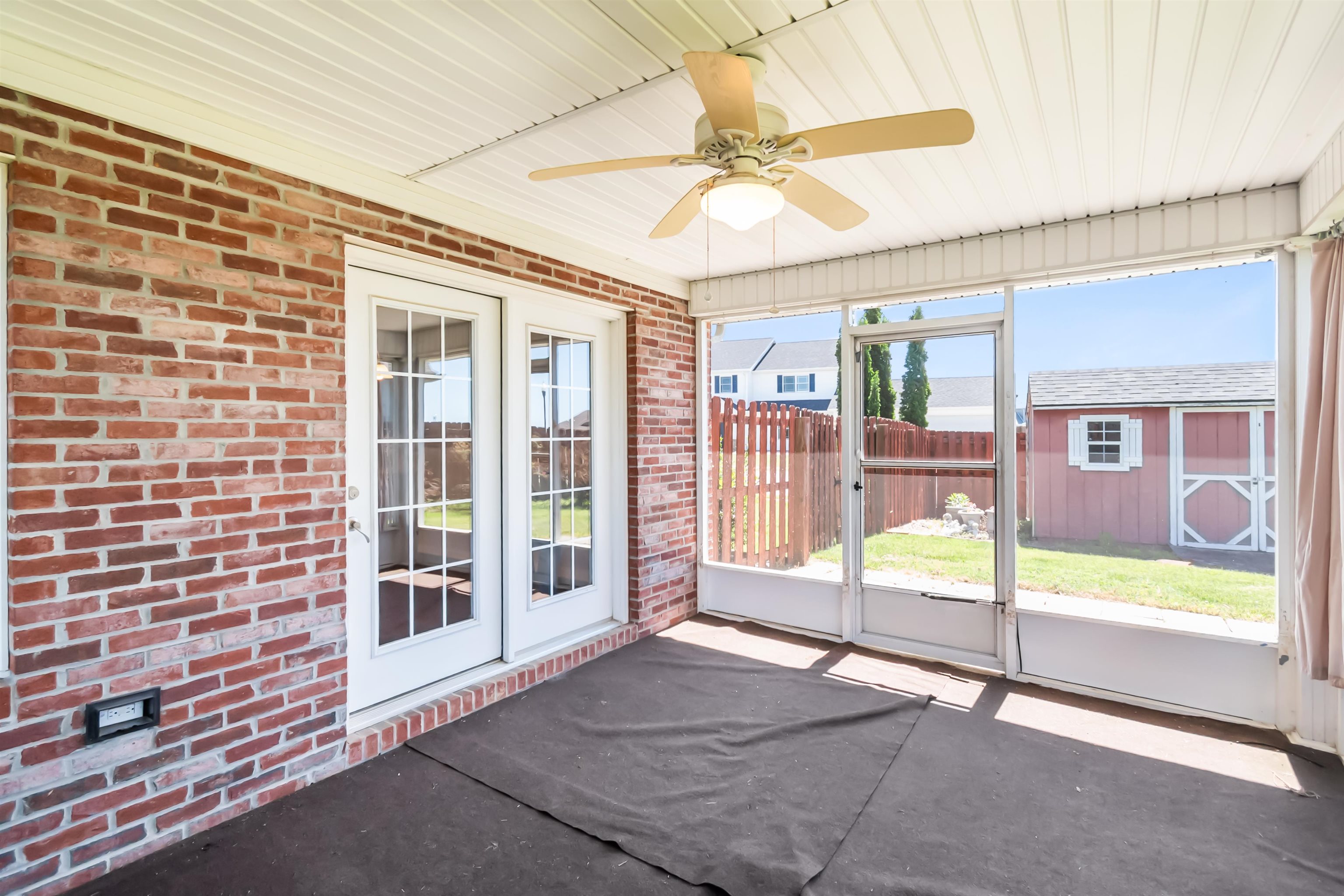 2400 Winning Colors Way, Owensboro, Kentucky 42301, 3 Bedrooms Bedrooms, ,2 BathroomsBathrooms,Single Family Residence,For Sale,Winning Colors Way,94844