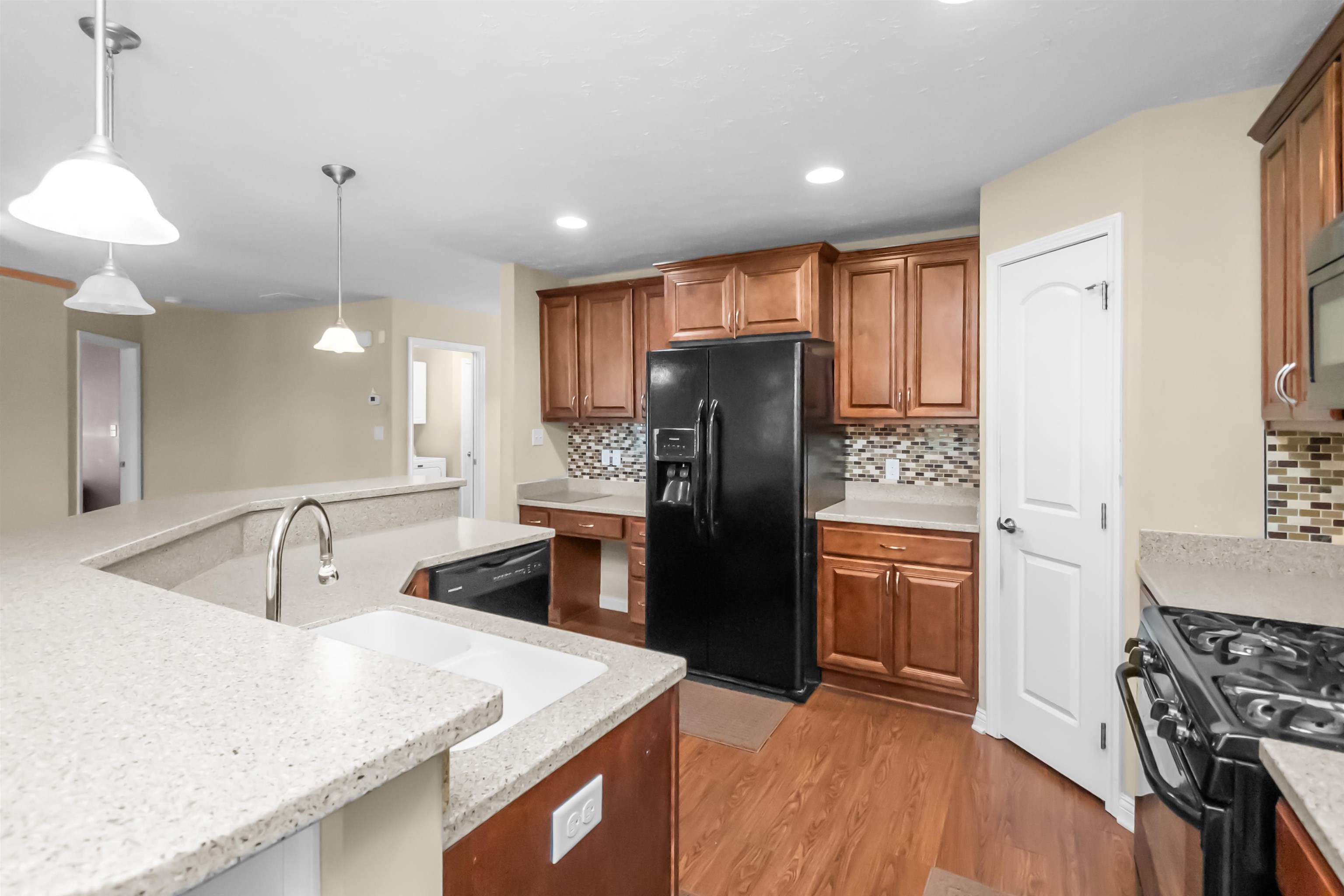 2400 Winning Colors Way, Owensboro, Kentucky 42301, 3 Bedrooms Bedrooms, ,2 BathroomsBathrooms,Single Family Residence,For Sale,Winning Colors Way,94844