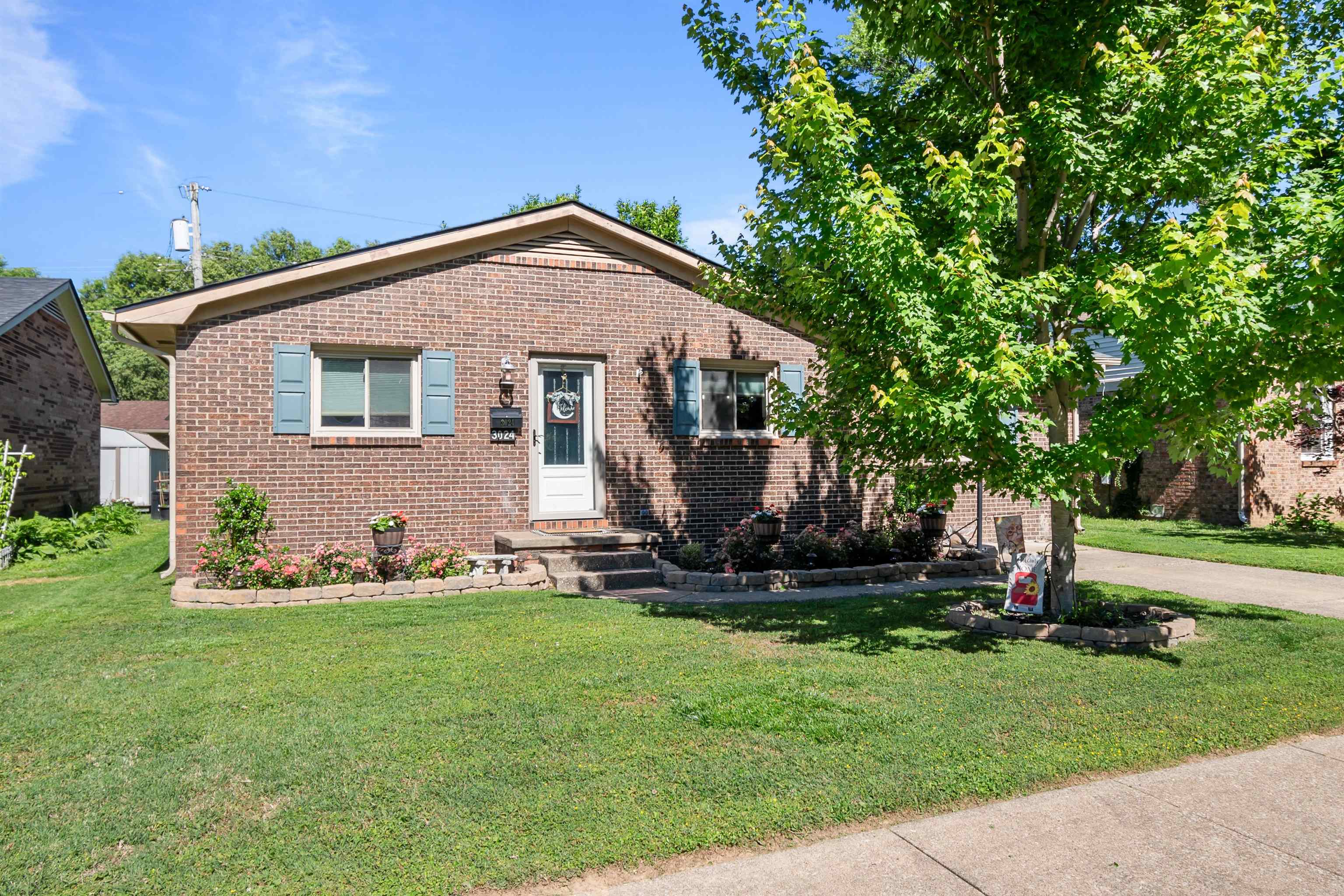 3024 Quincy Ct., Owensboro, Kentucky 42303, 3 Bedrooms Bedrooms, ,2 BathroomsBathrooms,Single Family Residence,For Sale,Quincy Ct.,94845