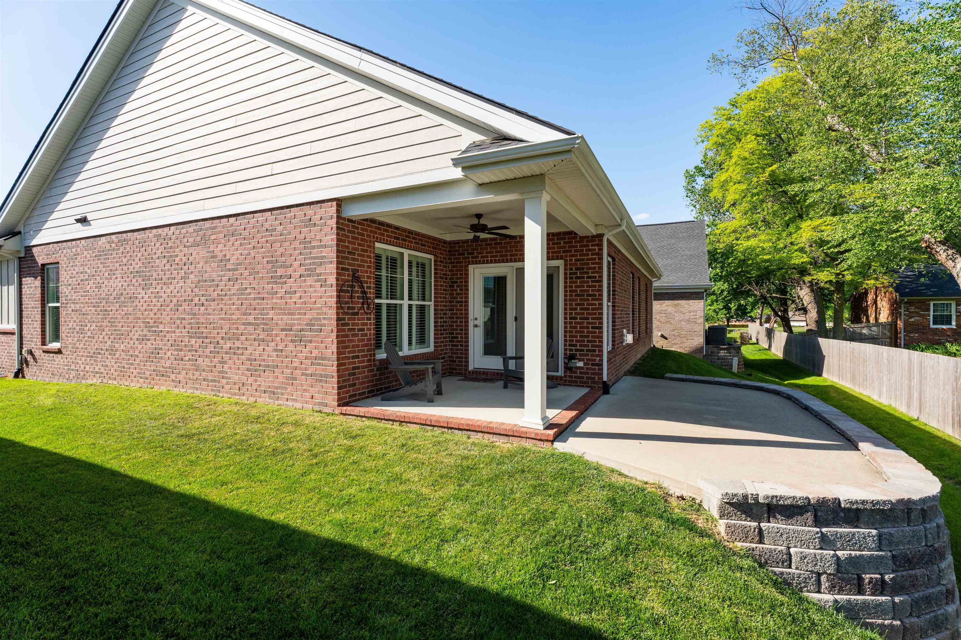 1787 Celebration Circle, Owensboro, Kentucky 42303, 3 Bedrooms Bedrooms, ,2 BathroomsBathrooms,Single Family Residence,For Sale,Celebration Circle,94848