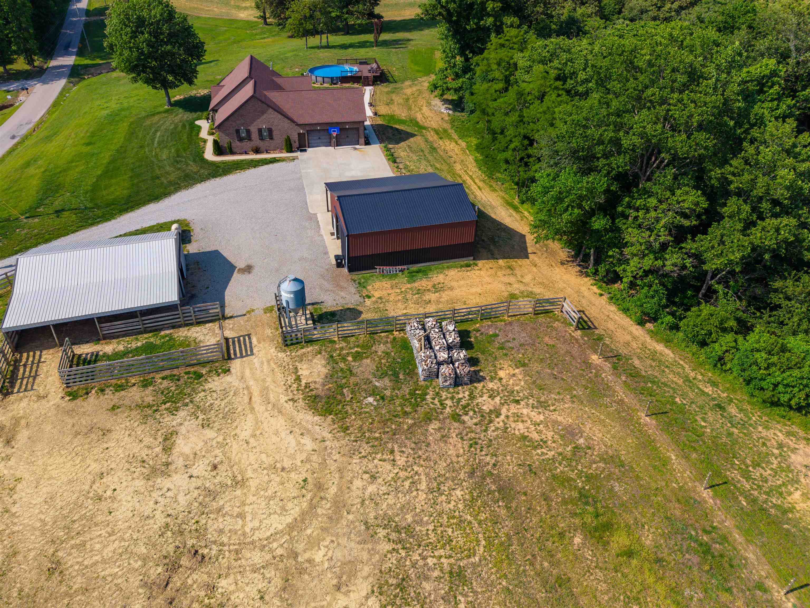 10835 Jackson Road N, Utica, Kentucky 42376, 4 Bedrooms Bedrooms, ,2 BathroomsBathrooms,Single Family Residence,For Sale,Jackson Road N,94866