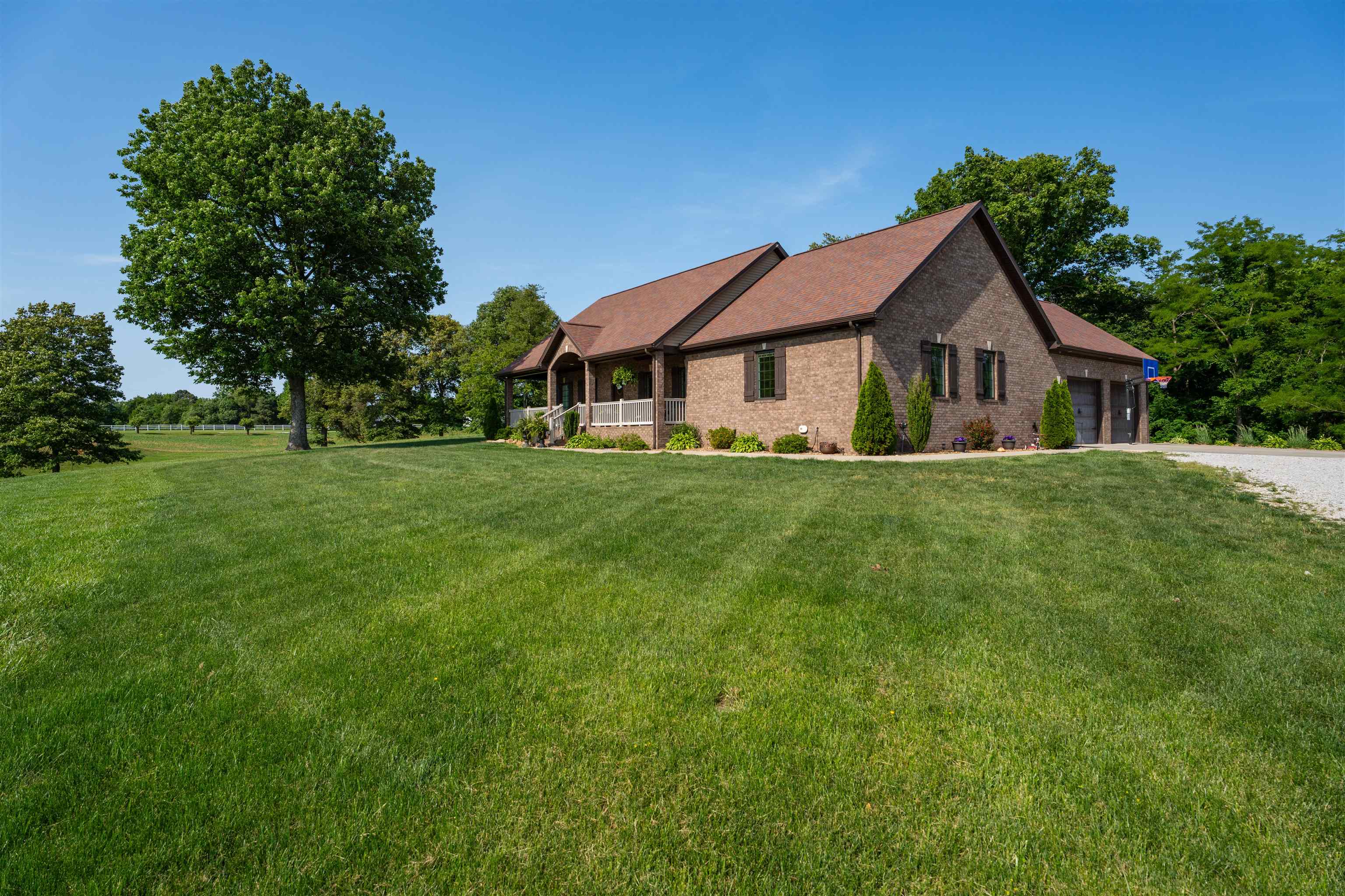10835 Jackson Road N, Utica, Kentucky 42376, 4 Bedrooms Bedrooms, ,2 BathroomsBathrooms,Single Family Residence,For Sale,Jackson Road N,94866