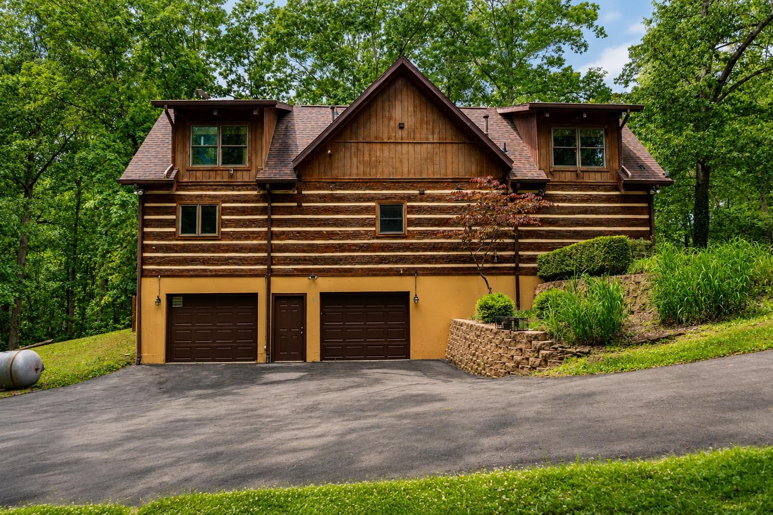400 Forest Ln, Whitesville, Kentucky 42378, 3 Bedrooms Bedrooms, ,2 BathroomsBathrooms,Cabin,For Sale,Forest Ln,94879
