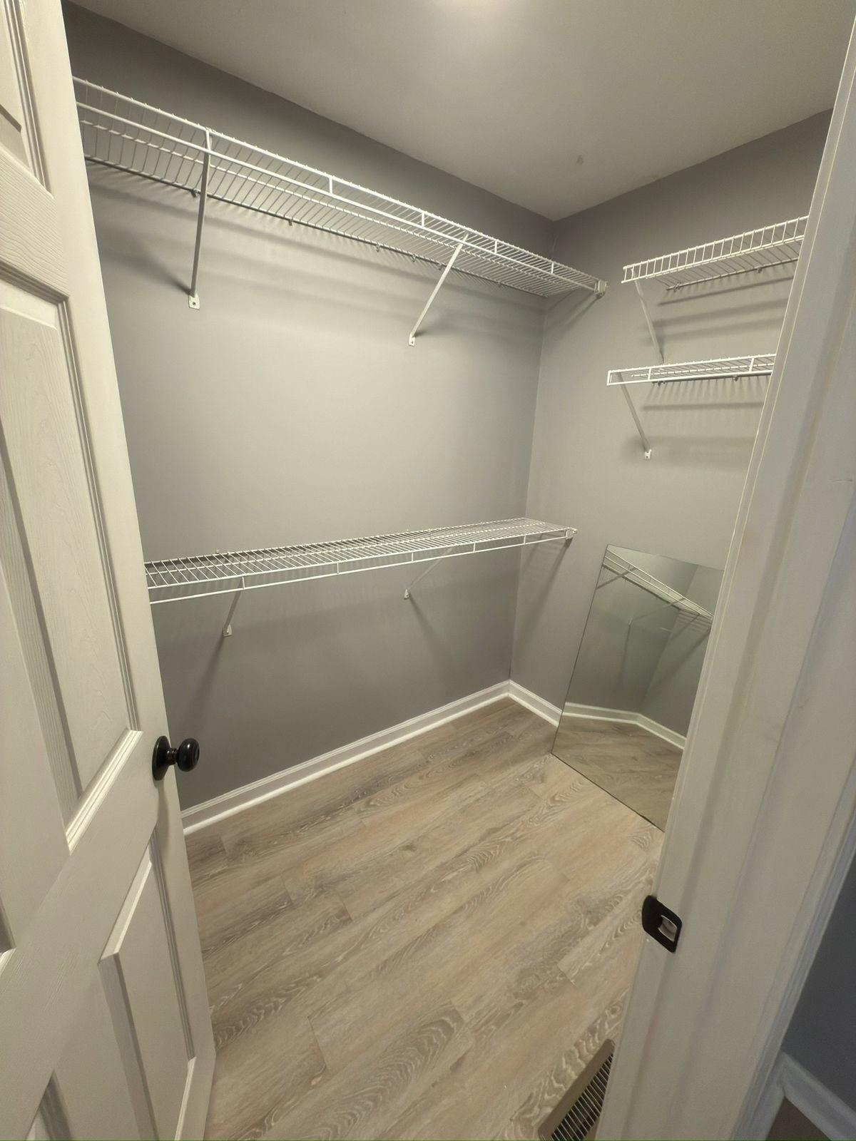 577 Meridian Drive, Bowling Green, Kentucky 42101, 3 Bedrooms Bedrooms, ,2 BathroomsBathrooms,Single Family Residence,For Sale,Meridian Drive,94903