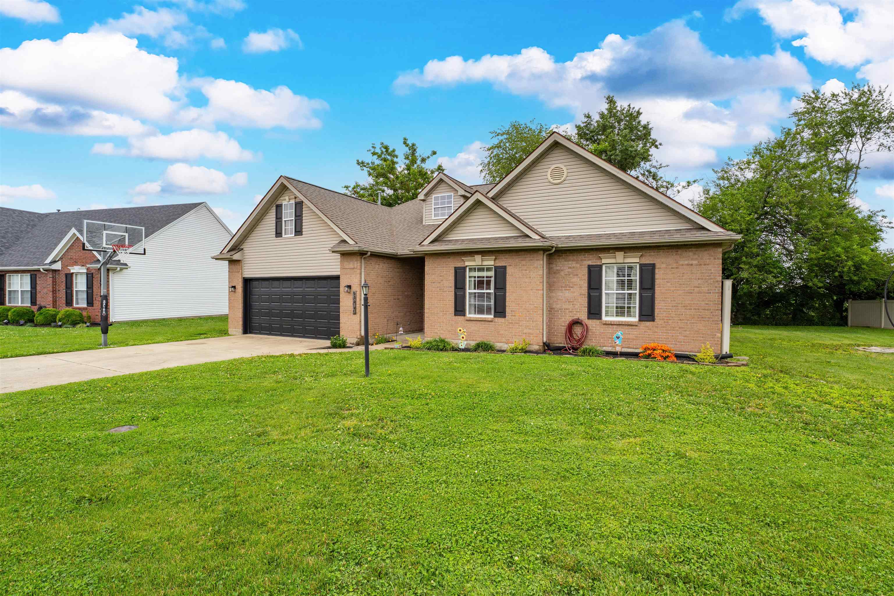 2643 Daffodil Court, Henderson, Kentucky 42420, 3 Bedrooms Bedrooms, ,2 BathroomsBathrooms,Single Family Residence,For Sale,Daffodil Court,94912
