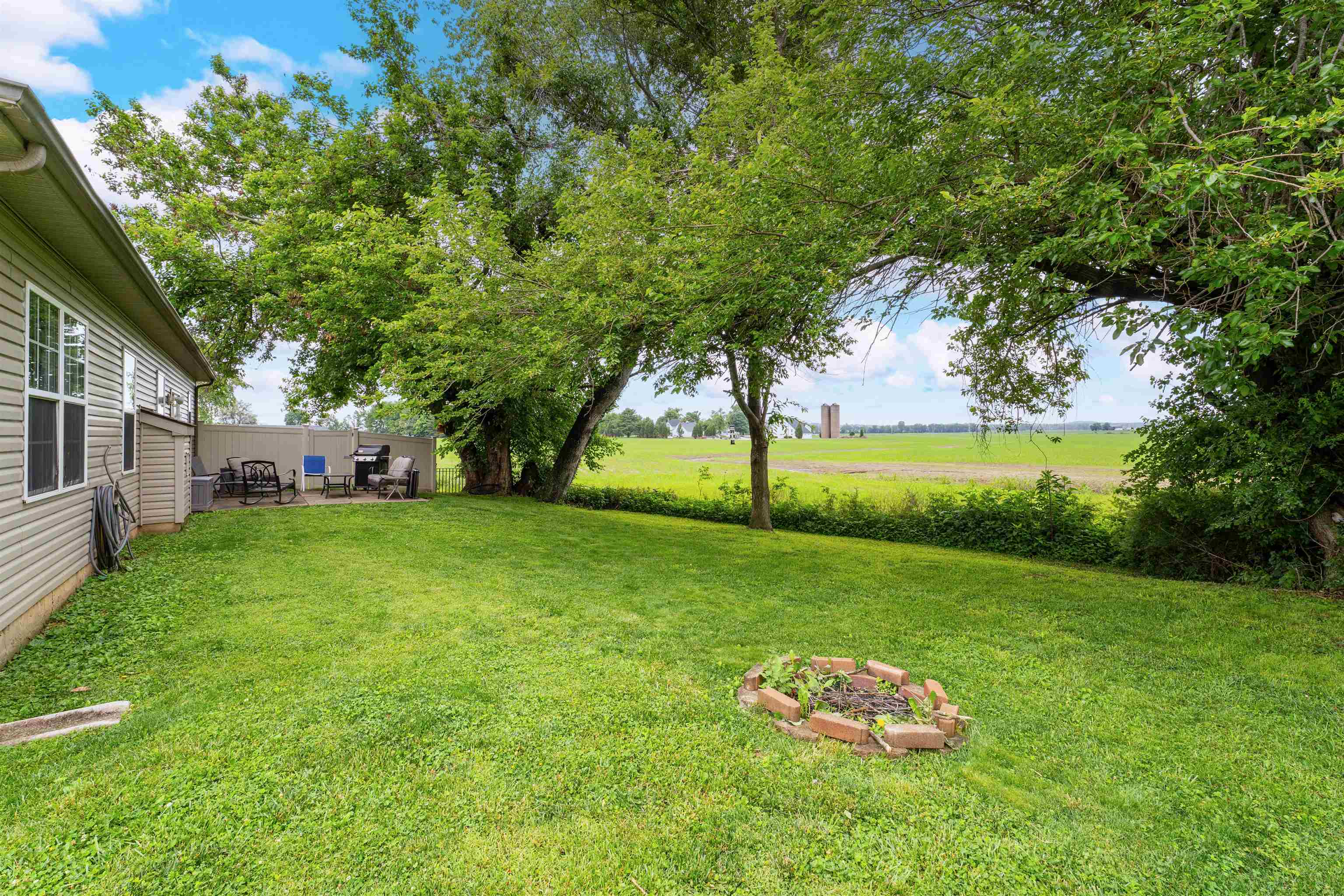 2643 Daffodil Court, Henderson, Kentucky 42420, 3 Bedrooms Bedrooms, ,2 BathroomsBathrooms,Single Family Residence,For Sale,Daffodil Court,94912