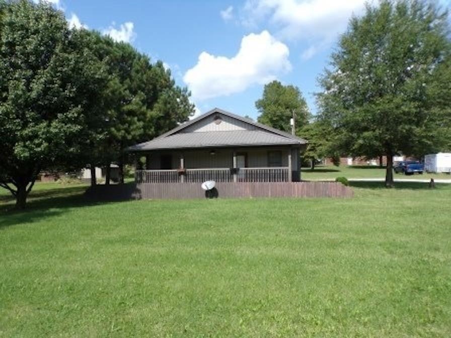 70 Green Hills Ct, Slaughters, Kentucky 42456, 2 Bedrooms Bedrooms, ,1 BathroomBathrooms,Single Family Residence,For Sale,Green Hills Ct,94913