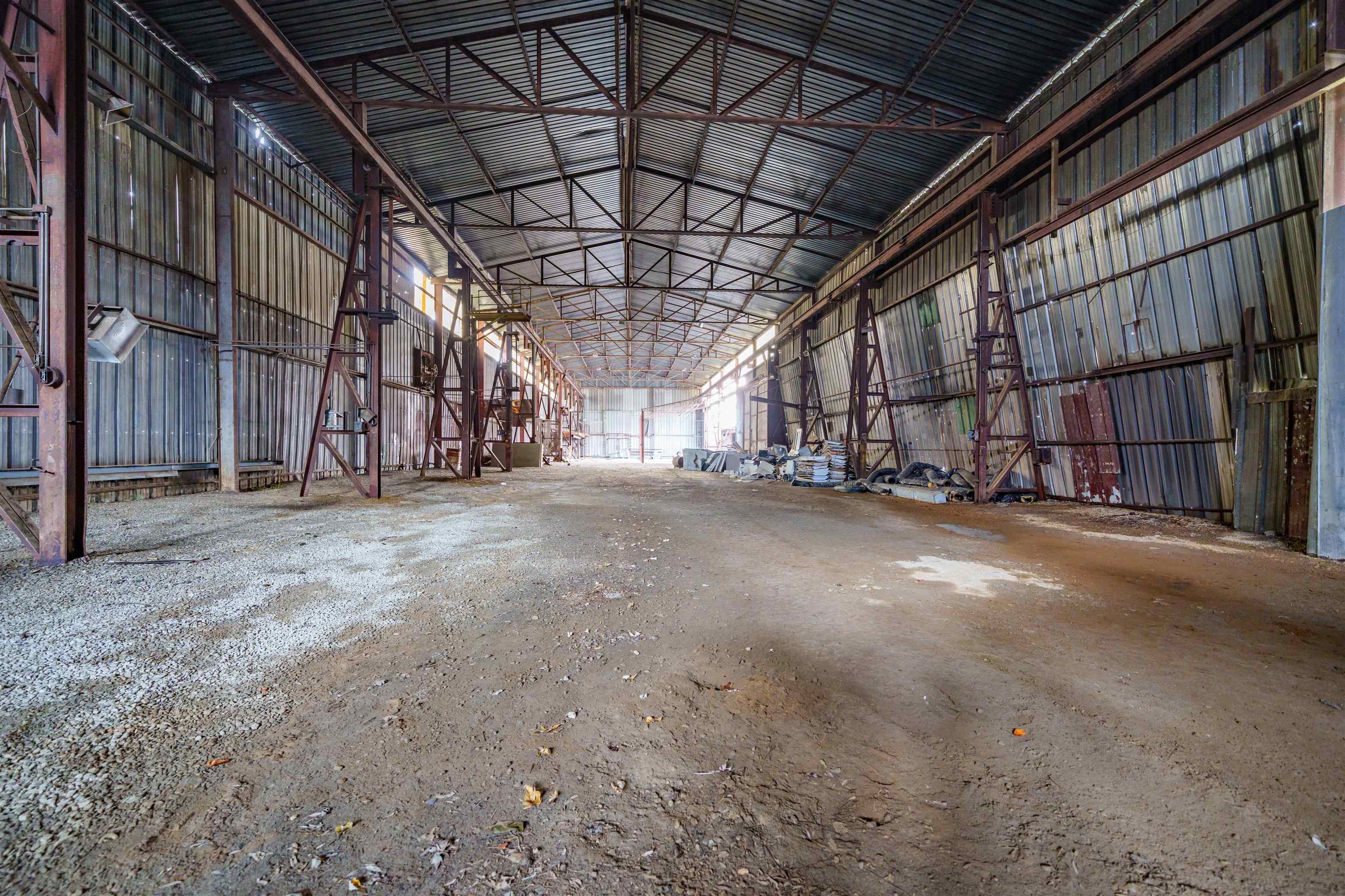 1804 West 2nd St, Owensboro, Kentucky 42301, ,Industrial,For Sale,West 2nd St,94937