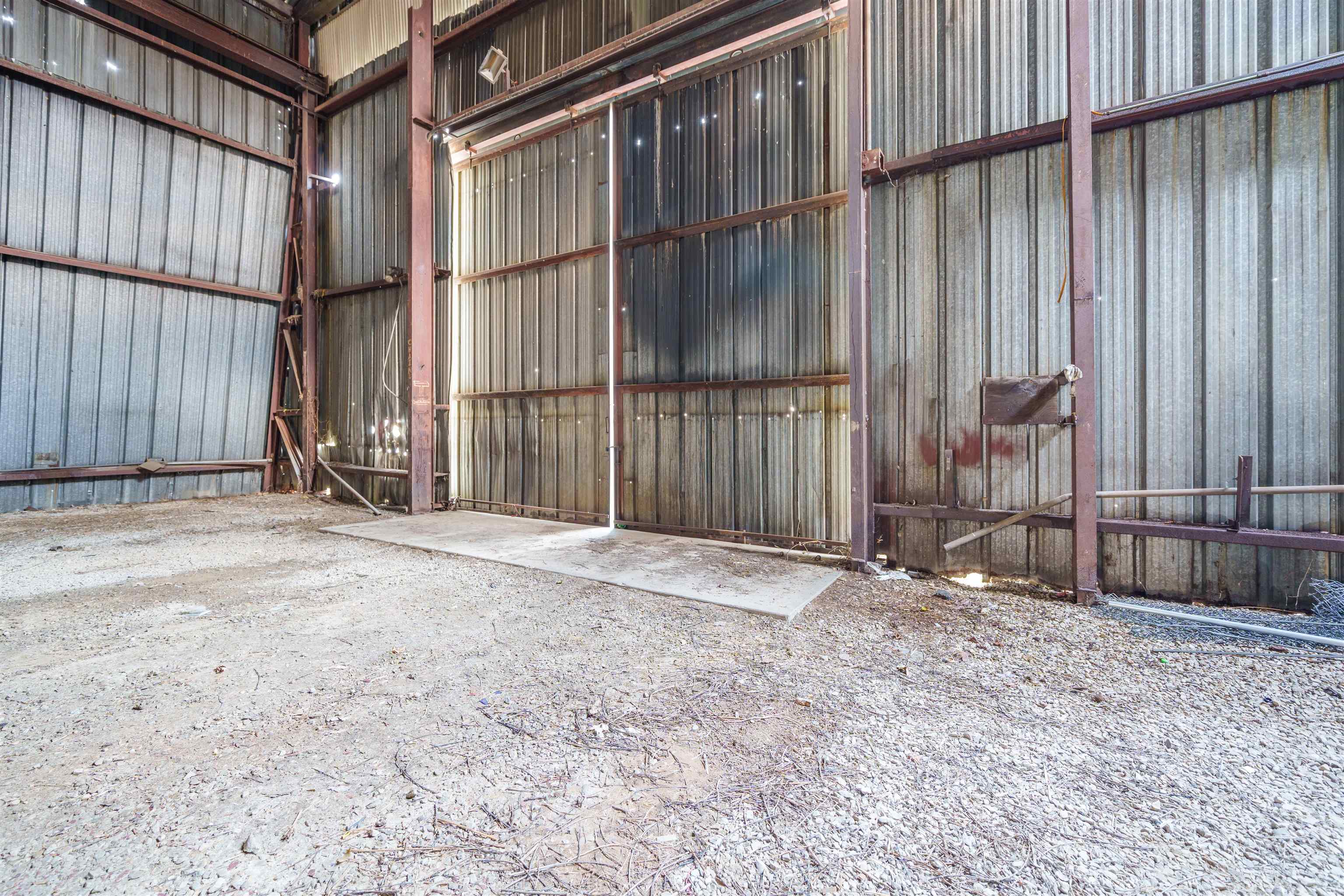 1804 West 2nd St, Owensboro, Kentucky 42301, ,Industrial,For Sale,West 2nd St,94937