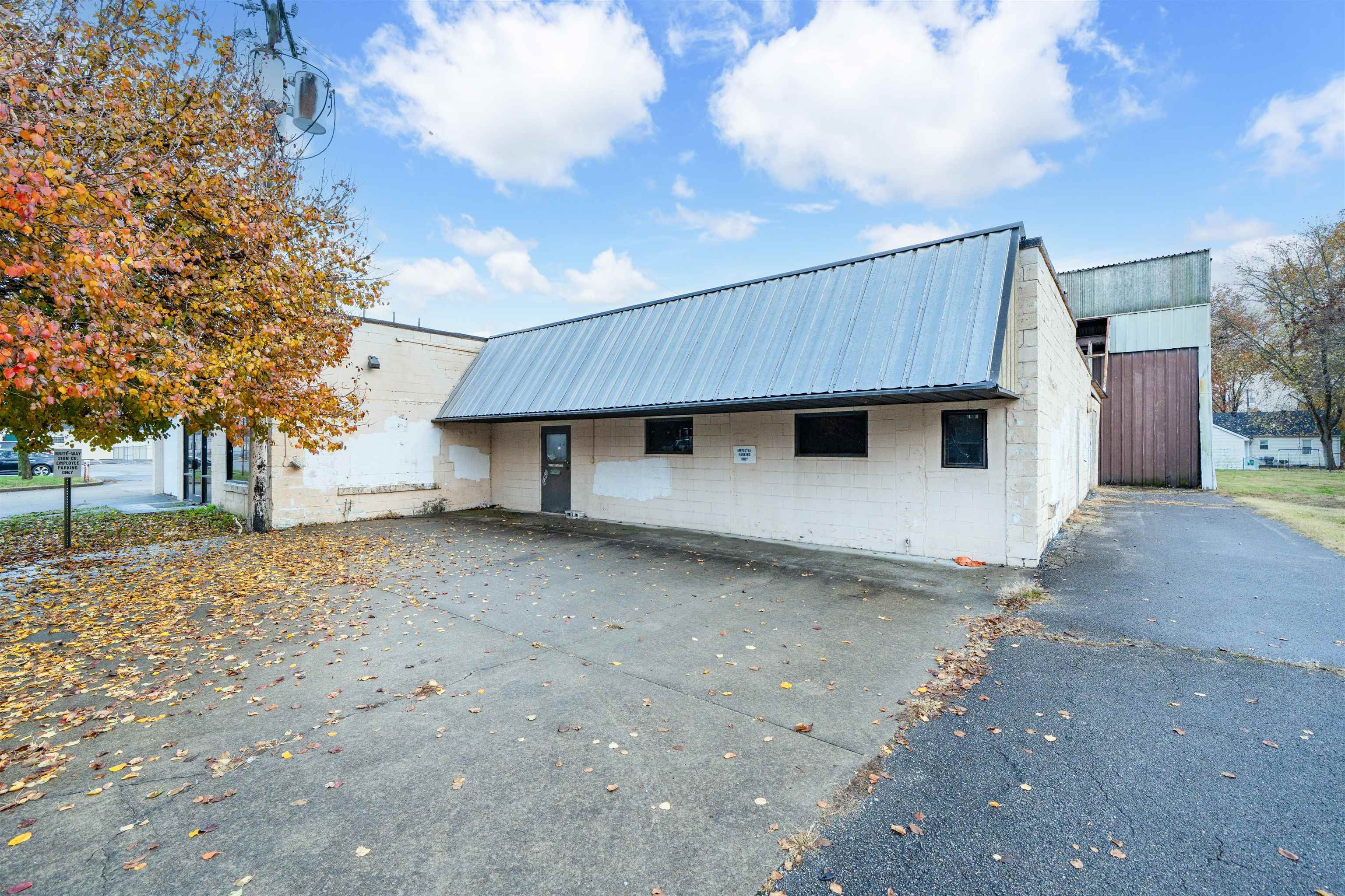 1804 West 2nd St, Owensboro, Kentucky 42301, ,Industrial,For Sale,West 2nd St,94937