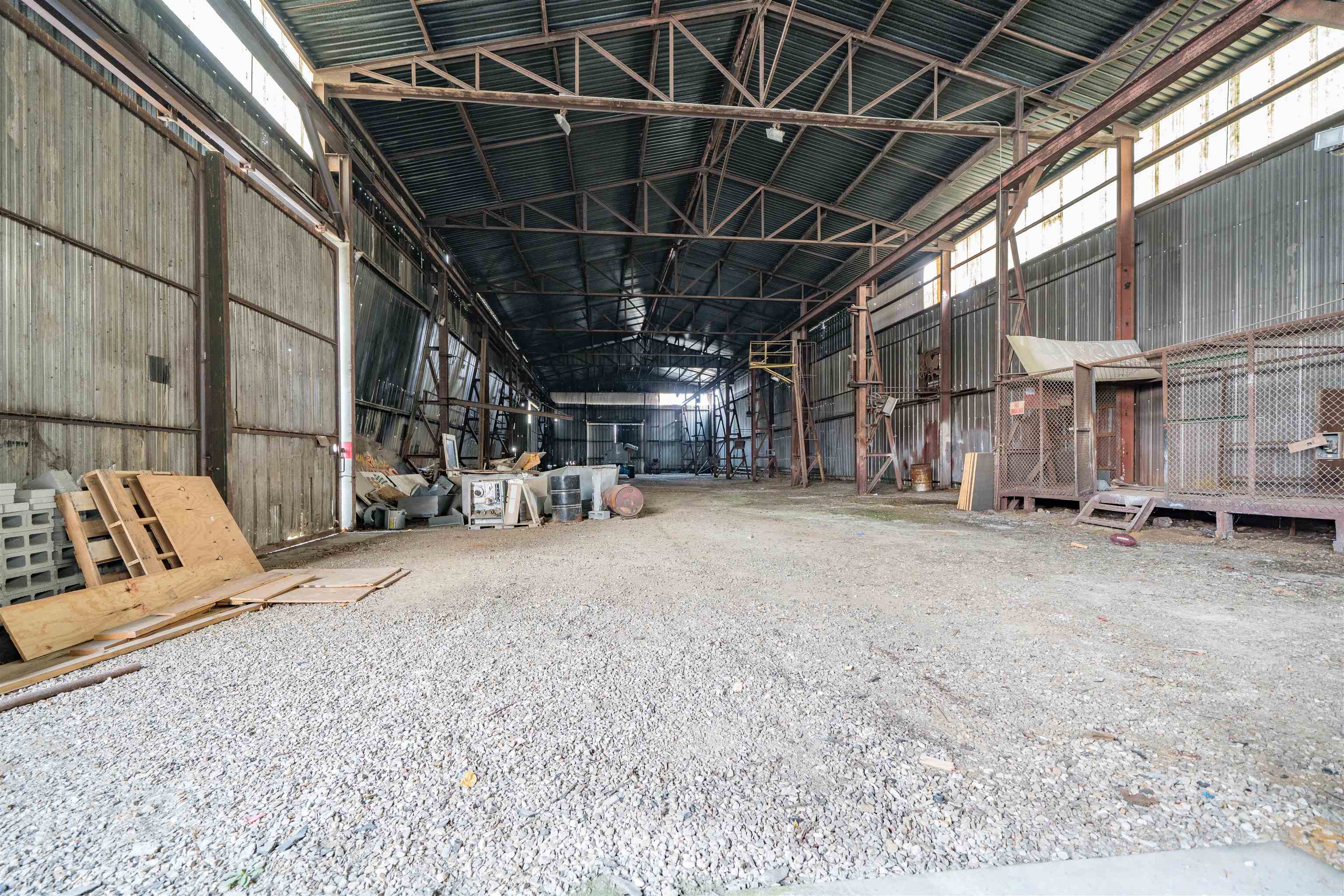 1804 West 2nd St, Owensboro, Kentucky 42301, ,Industrial,For Sale,West 2nd St,94937