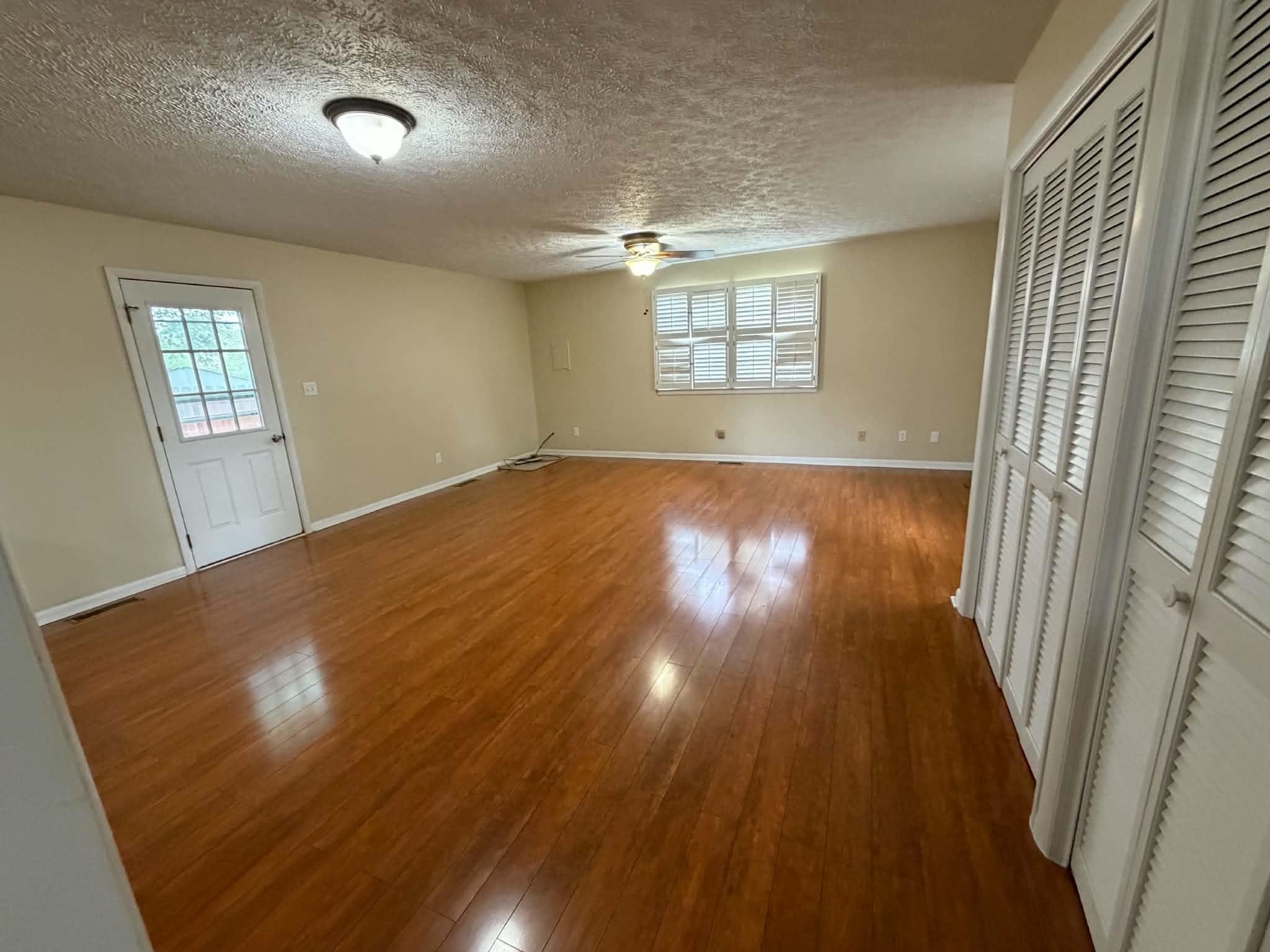 632 Amherst Dr, Owensboro, Kentucky 42303-7301, 4 Bedrooms Bedrooms, ,1 BathroomBathrooms,Single Family Residence,For Sale,Amherst Dr,94963