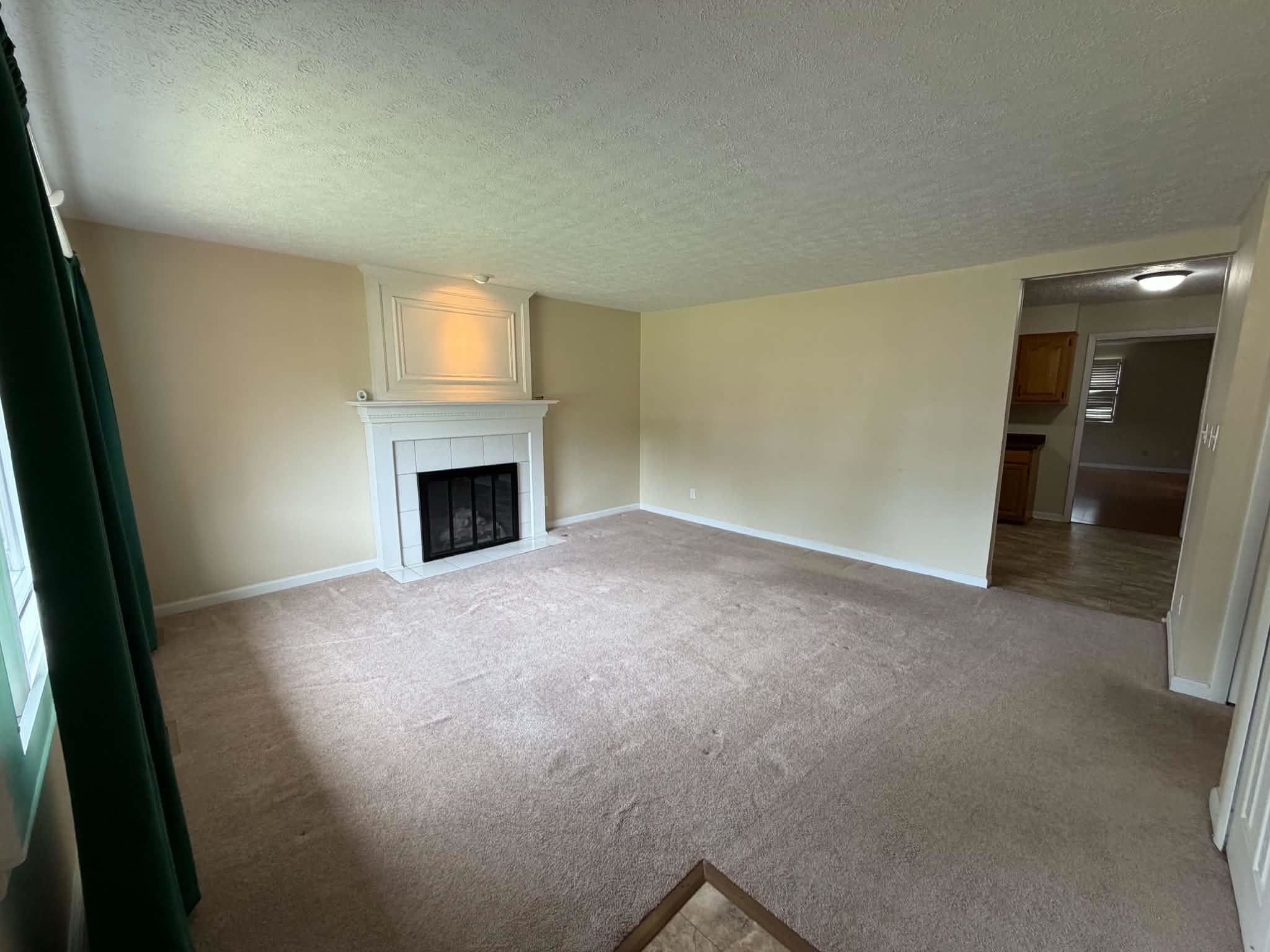 632 Amherst Dr, Owensboro, Kentucky 42303-7301, 4 Bedrooms Bedrooms, ,1 BathroomBathrooms,Single Family Residence,For Sale,Amherst Dr,94963