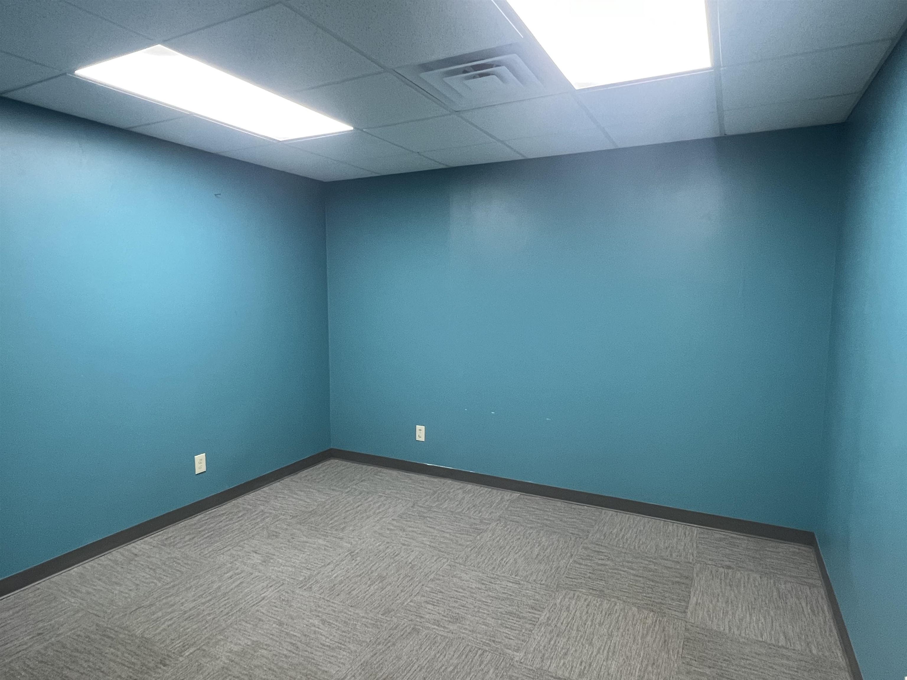608 Frederica Street, Owensboro, Kentucky 42301, ,Office,For Sale,Frederica Street,94966