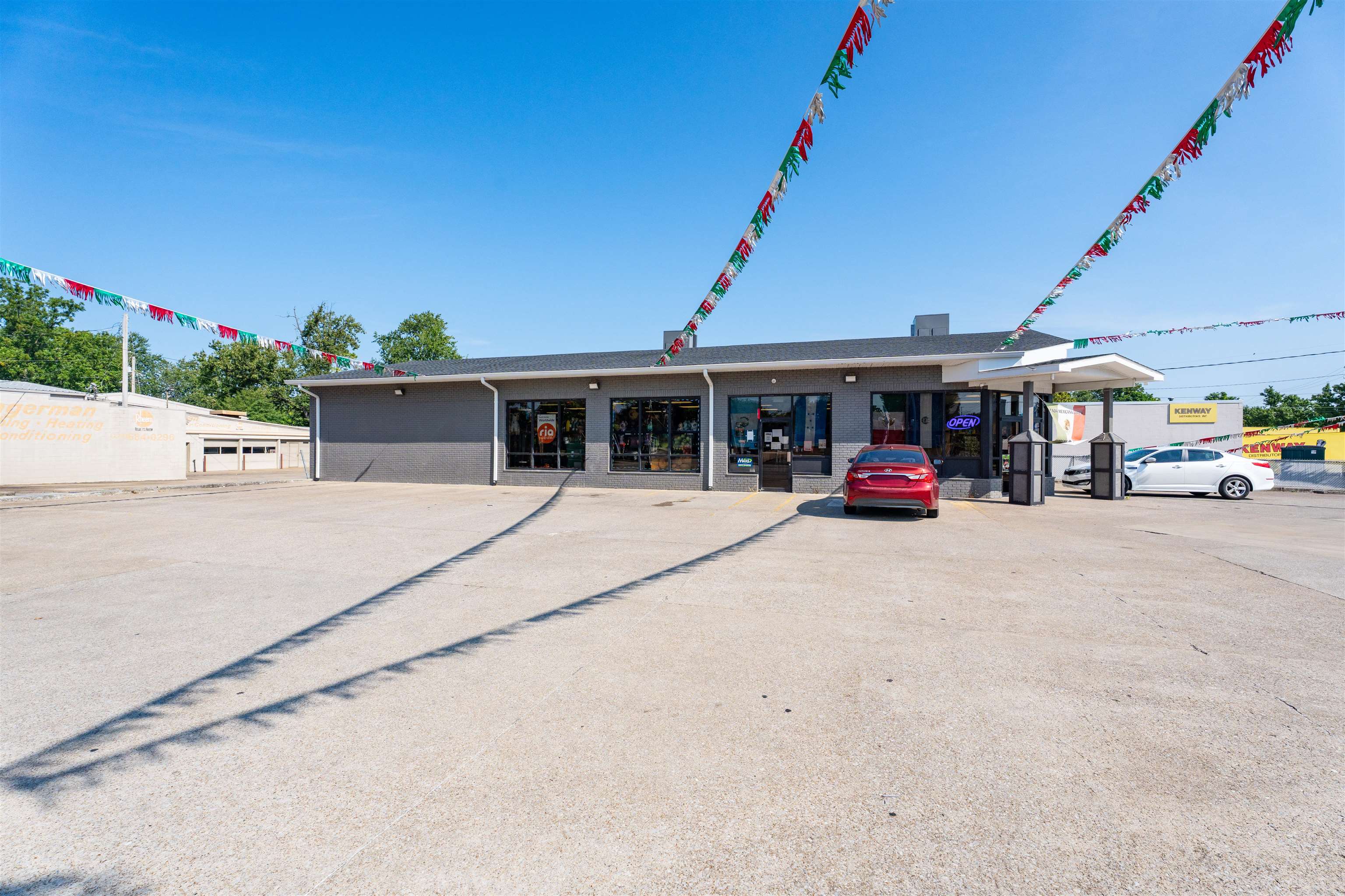2101 Parrish Ave, Owensboro, Kentucky 42301, ,Retail,For Sale,Parrish Ave,94975