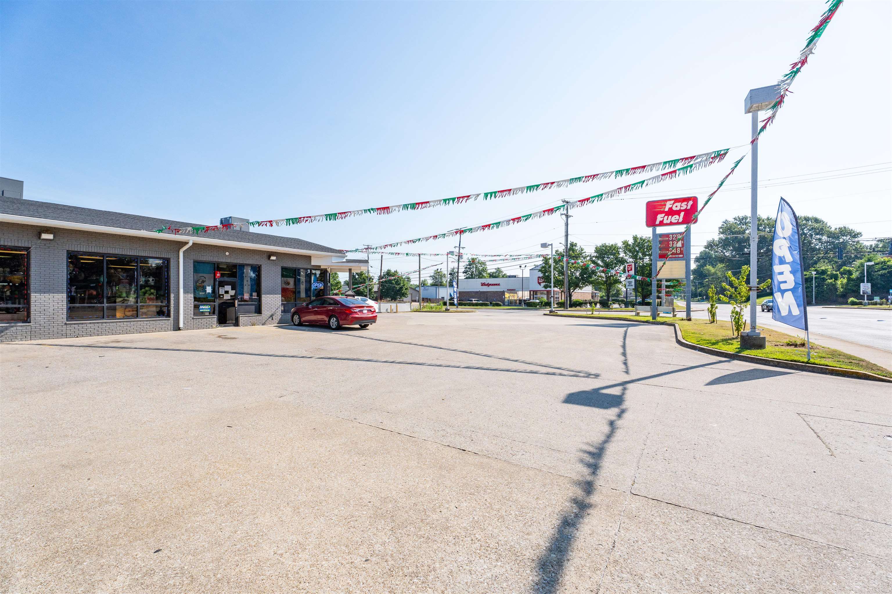 2101 Parrish Ave, Owensboro, Kentucky 42301, ,Retail,For Sale,Parrish Ave,94975