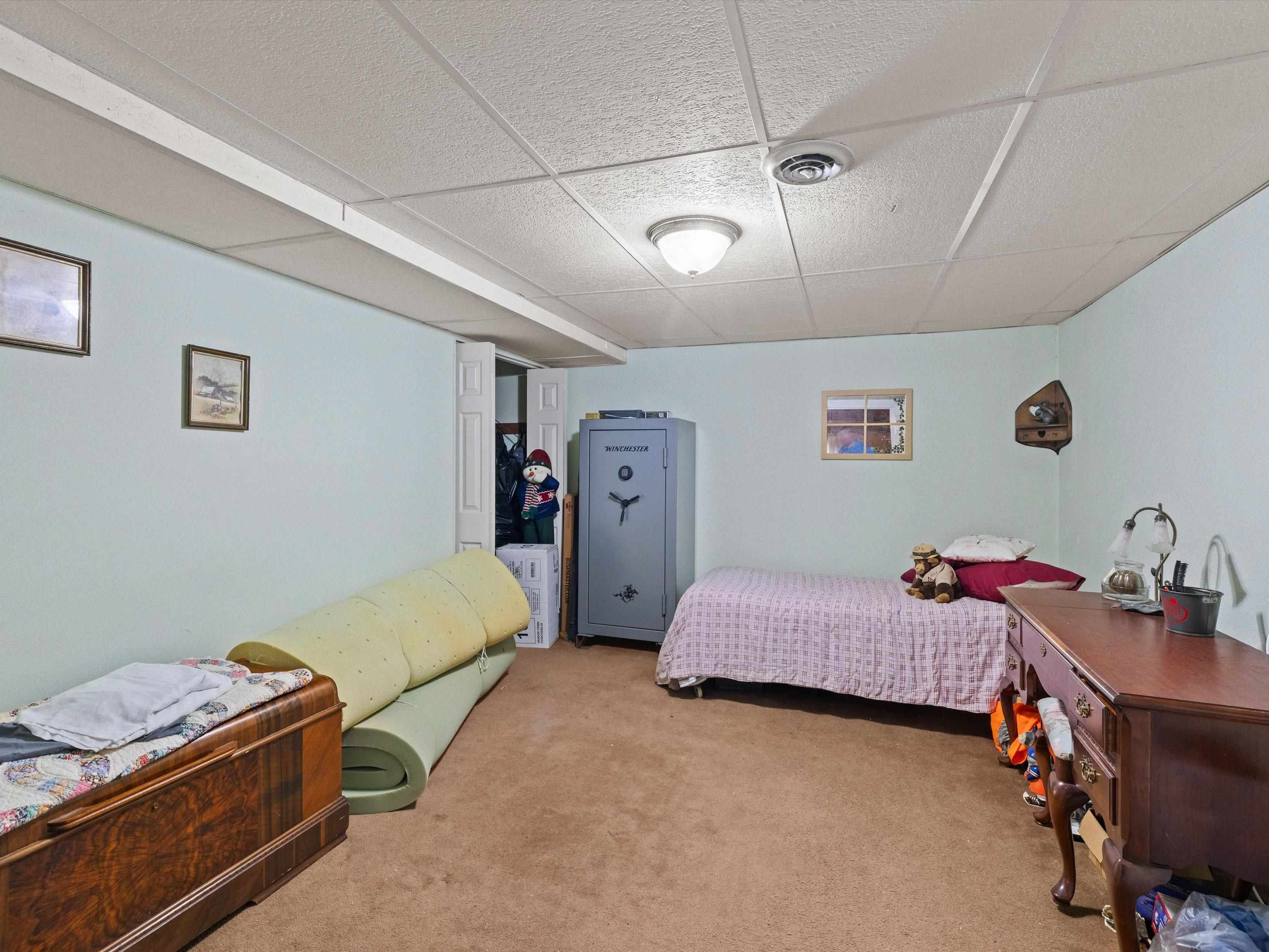 7365 Crooked Creek Rd, Owensboro, Kentucky 42301, 4 Bedrooms Bedrooms, ,2 BathroomsBathrooms,Single Family Residence,For Sale,Crooked Creek Rd,94980