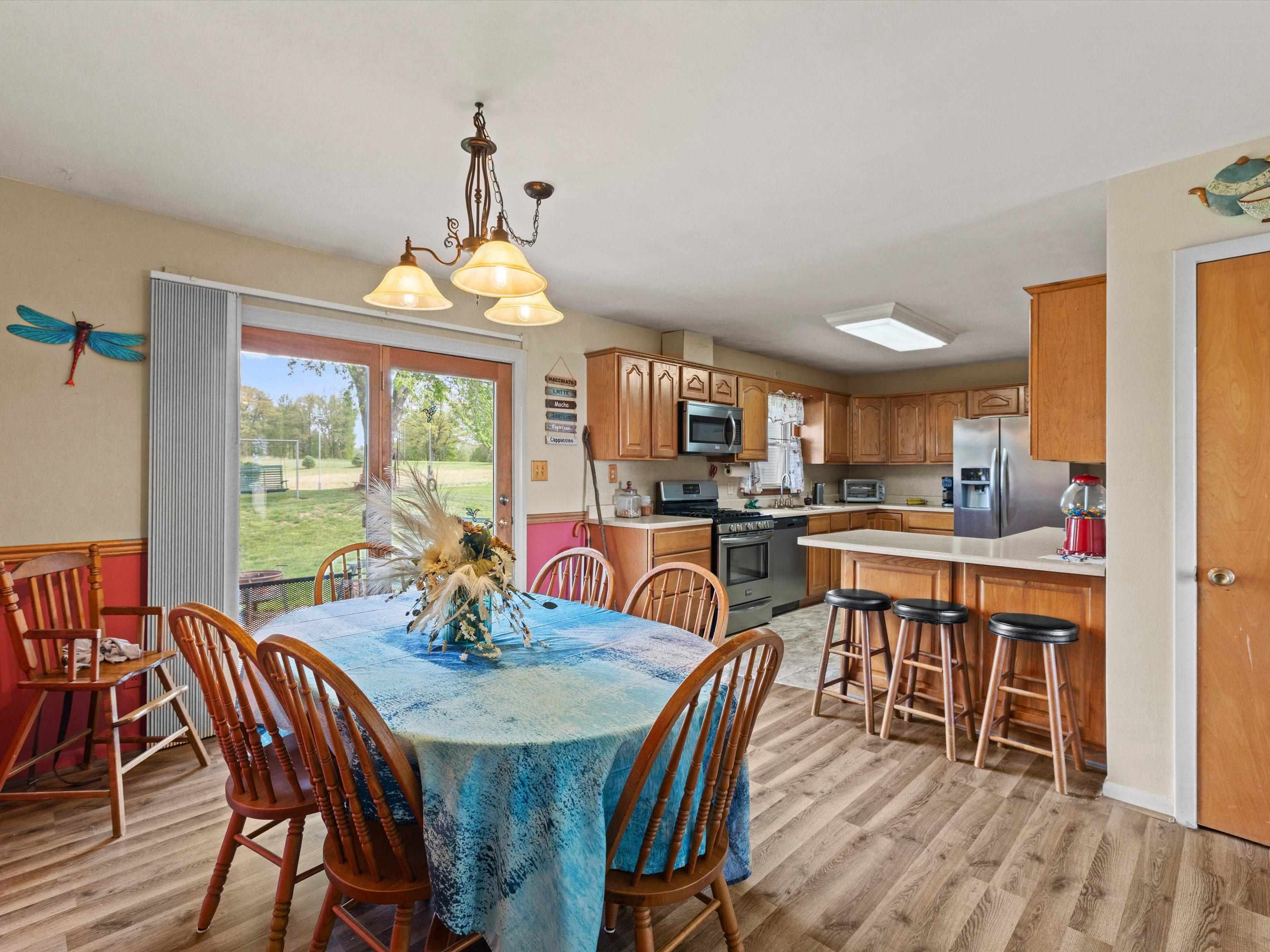 7365 Crooked Creek Rd, Owensboro, Kentucky 42301, 4 Bedrooms Bedrooms, ,2 BathroomsBathrooms,Single Family Residence,For Sale,Crooked Creek Rd,94980