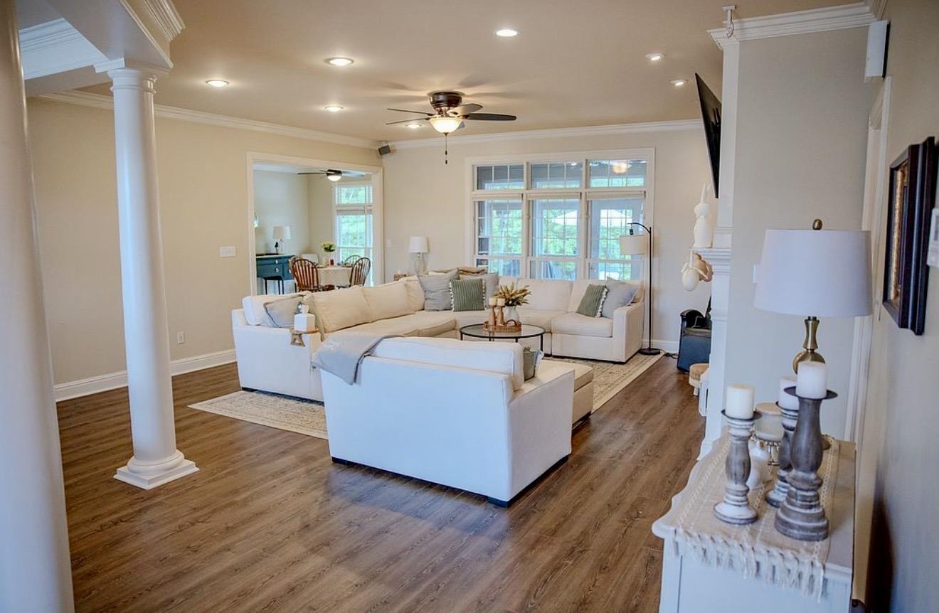1577 Creek Haven Loop, Owensboro, Kentucky 42303, 4 Bedrooms Bedrooms, ,3 BathroomsBathrooms,Single Family Residence,For Sale,Creek Haven Loop,94988
