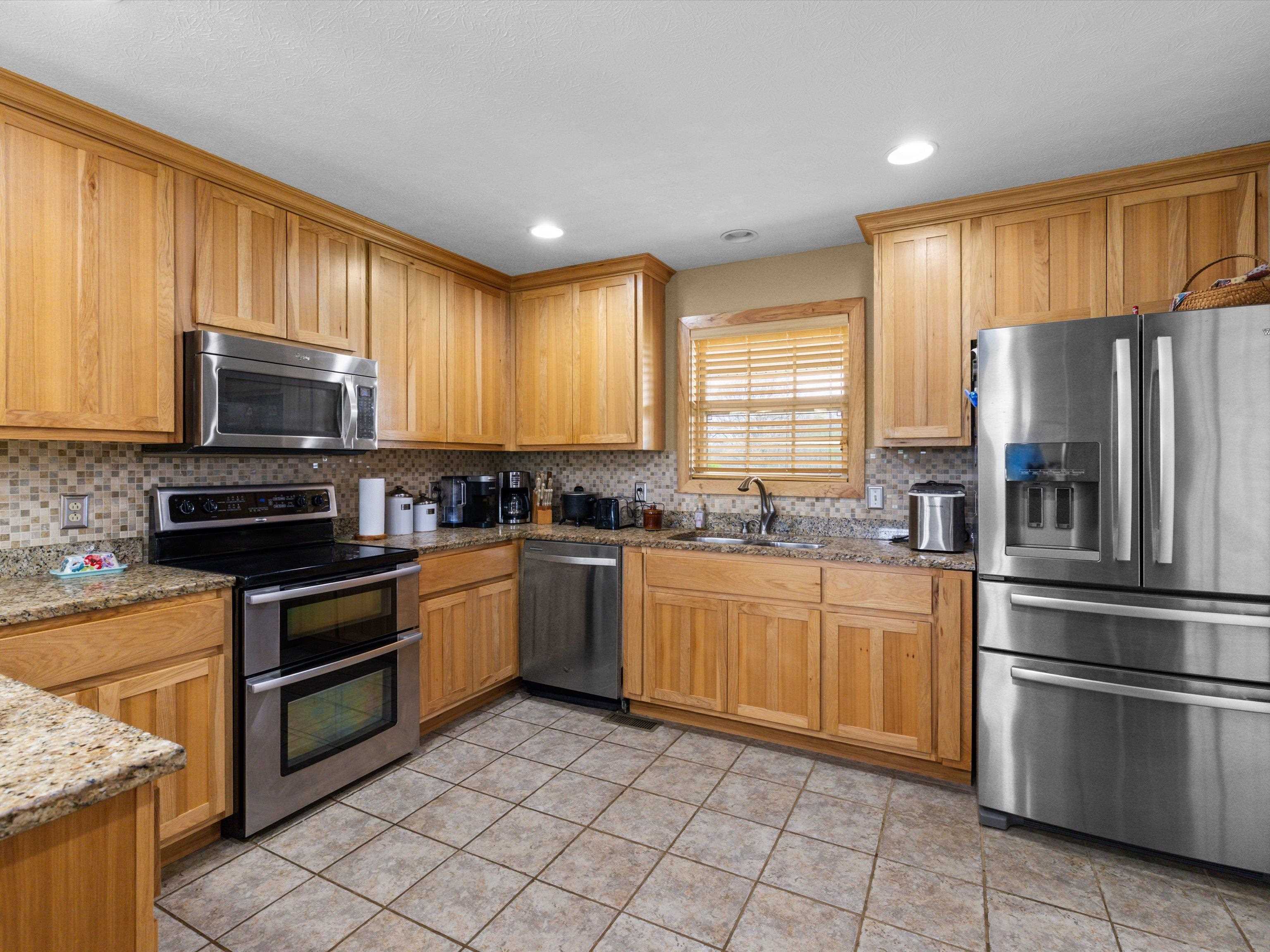50 Jackson Lane, Beaver Dam, Kentucky 42320, 4 Bedrooms Bedrooms, ,3 BathroomsBathrooms,Farm,For Sale,Jackson Lane,94992