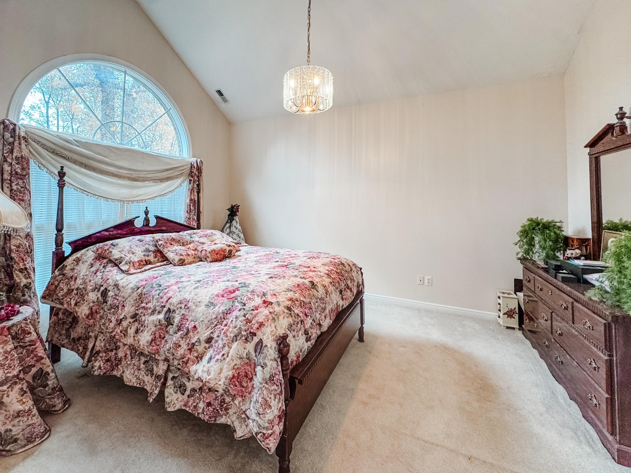 1400 Kingsbrooke, Owensboro, Kentucky 42303, 3 Bedrooms Bedrooms, ,2 BathroomsBathrooms,Single Family Residence,For Sale,Kingsbrooke,95011