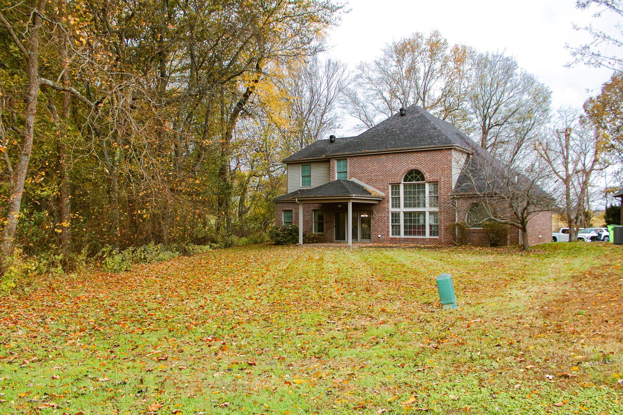 1400 Kingsbrooke, Owensboro, Kentucky 42303, 3 Bedrooms Bedrooms, ,2 BathroomsBathrooms,Single Family Residence,For Sale,Kingsbrooke,95011