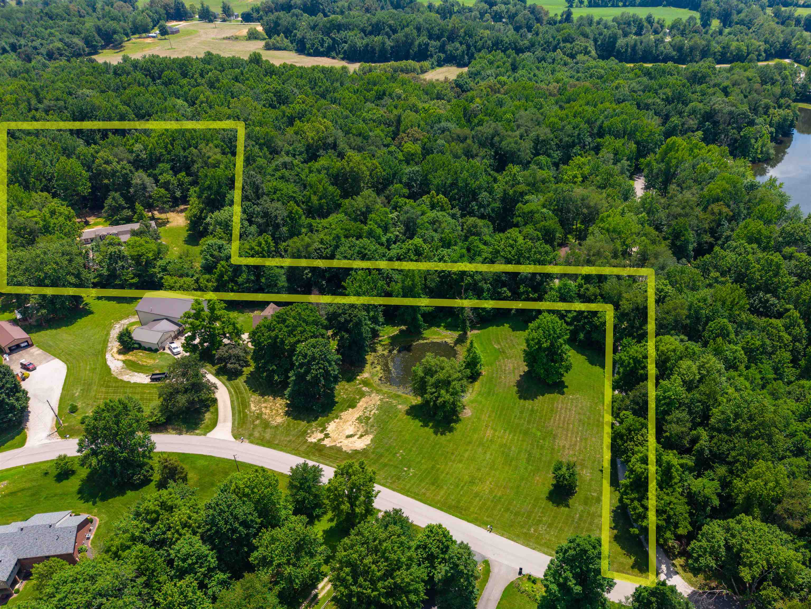 2498 Nannie Belle Lp, Owensboro, Kentucky 42303, 5 Bedrooms Bedrooms, ,3 BathroomsBathrooms,Single Family Residence,For Sale,Nannie Belle Lp,95040