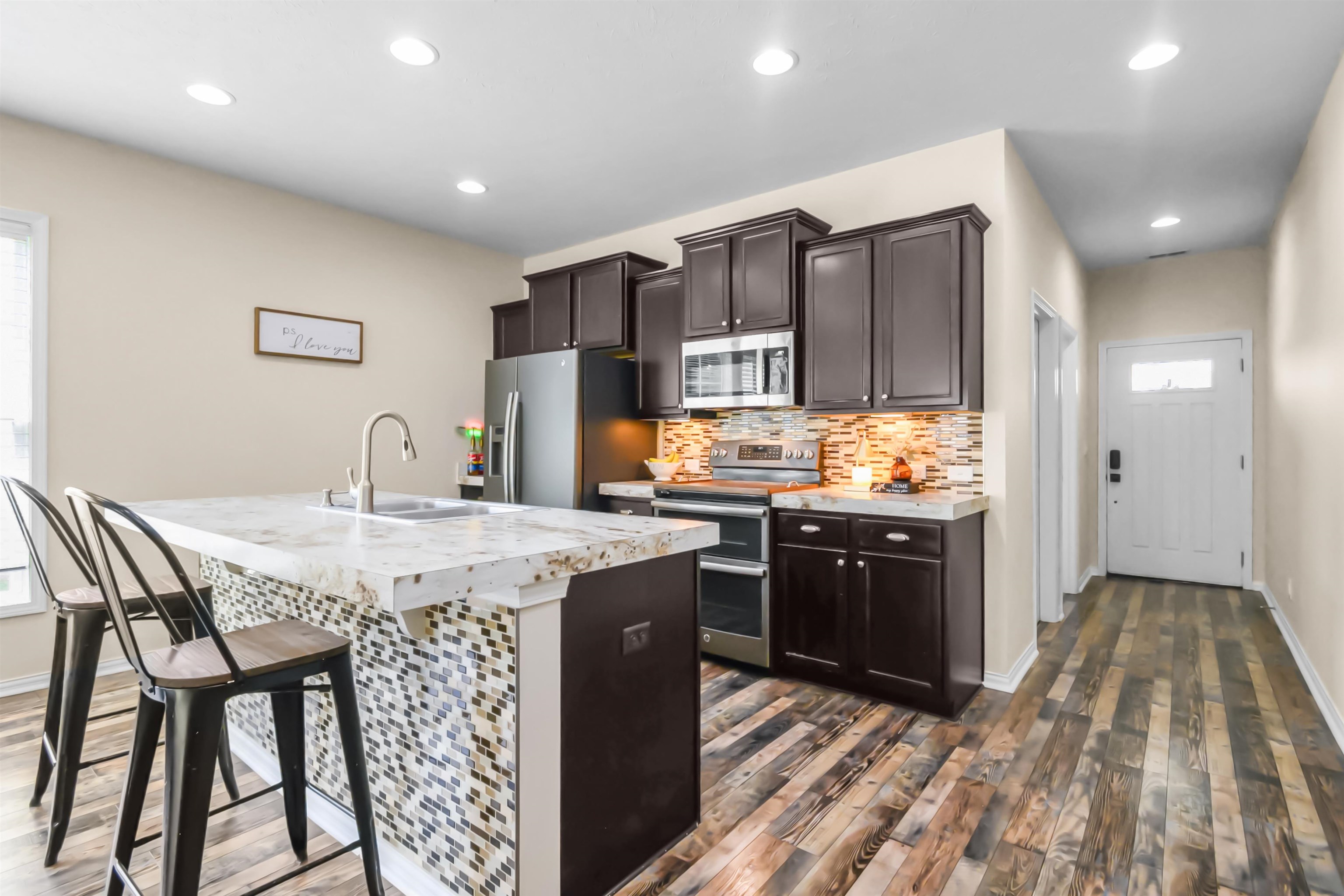 6403 Autumn Valley Trace, Utica, Kentucky 42376, 3 Bedrooms Bedrooms, ,2 BathroomsBathrooms,Single Family Residence,For Sale,Autumn Valley Trace,95044