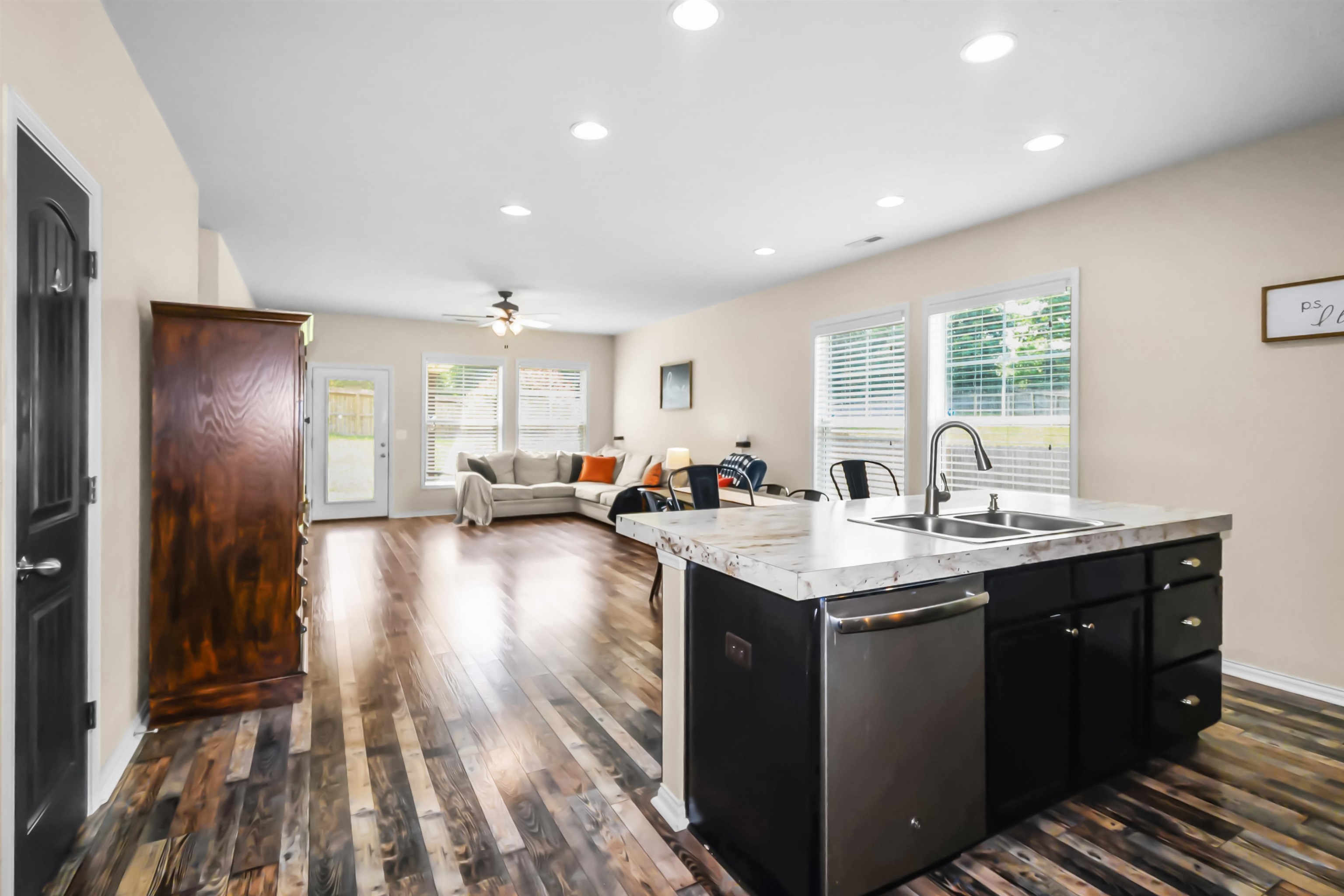6403 Autumn Valley Trace, Utica, Kentucky 42376, 3 Bedrooms Bedrooms, ,2 BathroomsBathrooms,Single Family Residence,For Sale,Autumn Valley Trace,95044