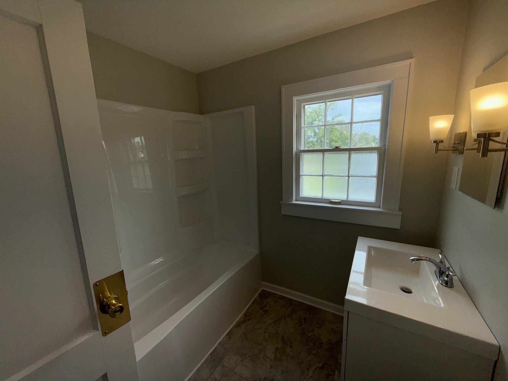 1123 PARRISH AVE, Owensboro, Kentucky 42301, 3 Bedrooms Bedrooms, ,1 BathroomBathrooms,Single Family Residence,For Sale,PARRISH AVE,95049