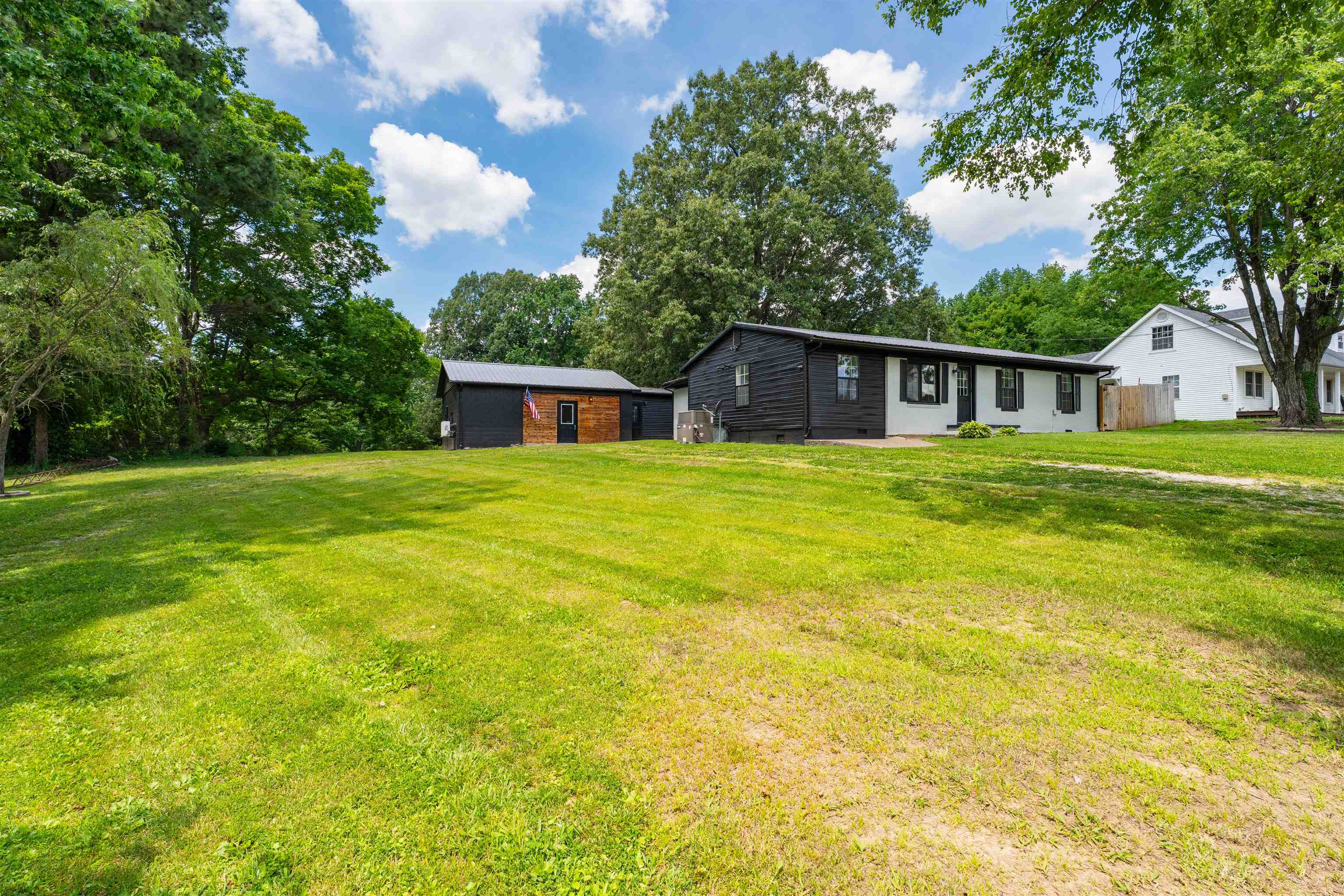 9610 US 231, Utica, Kentucky 42376, 4 Bedrooms Bedrooms, ,2 BathroomsBathrooms,Single Family Residence,For Sale,US 231,95057