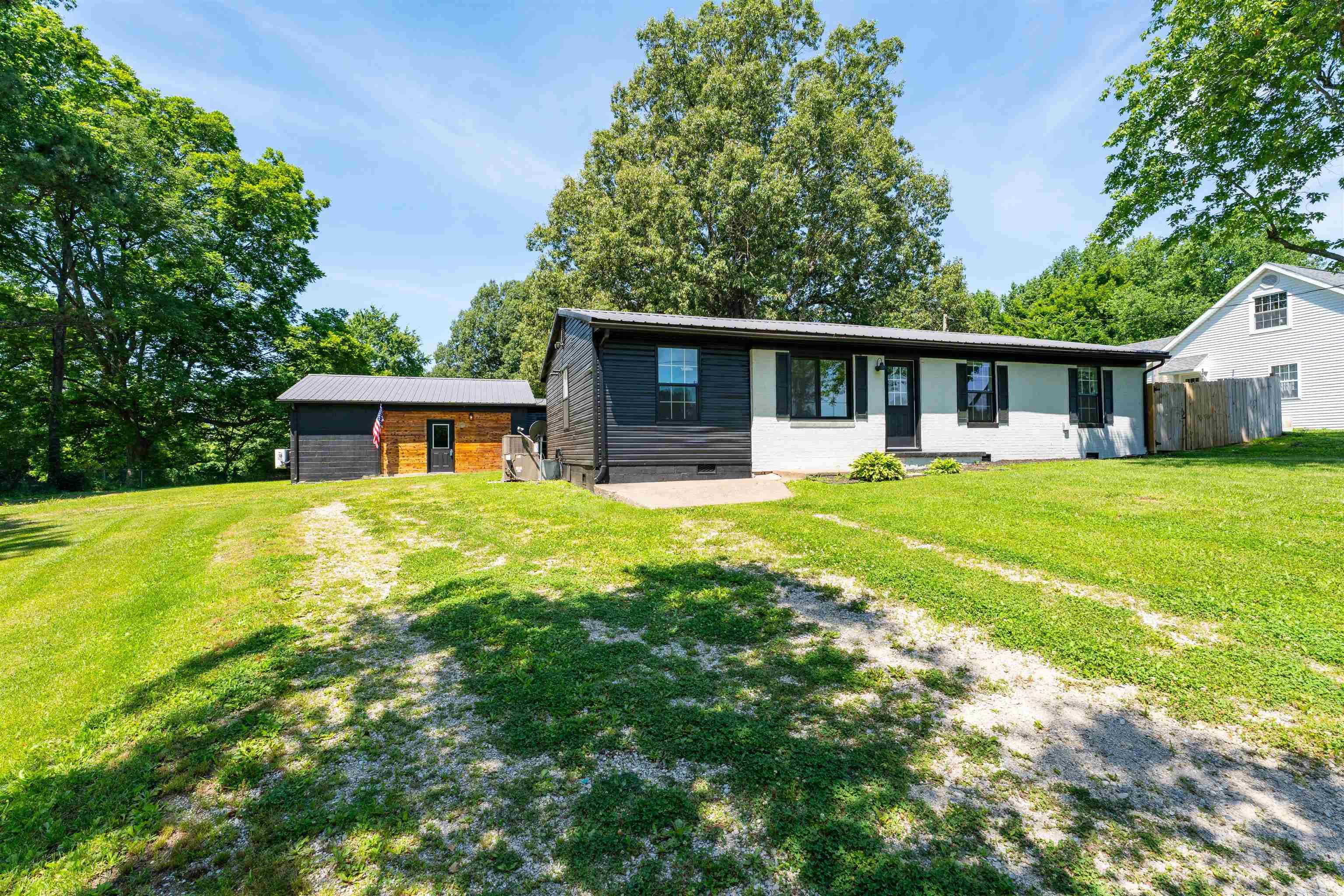9610 US 231, Utica, Kentucky 42376, 4 Bedrooms Bedrooms, ,2 BathroomsBathrooms,Single Family Residence,For Sale,US 231,95057