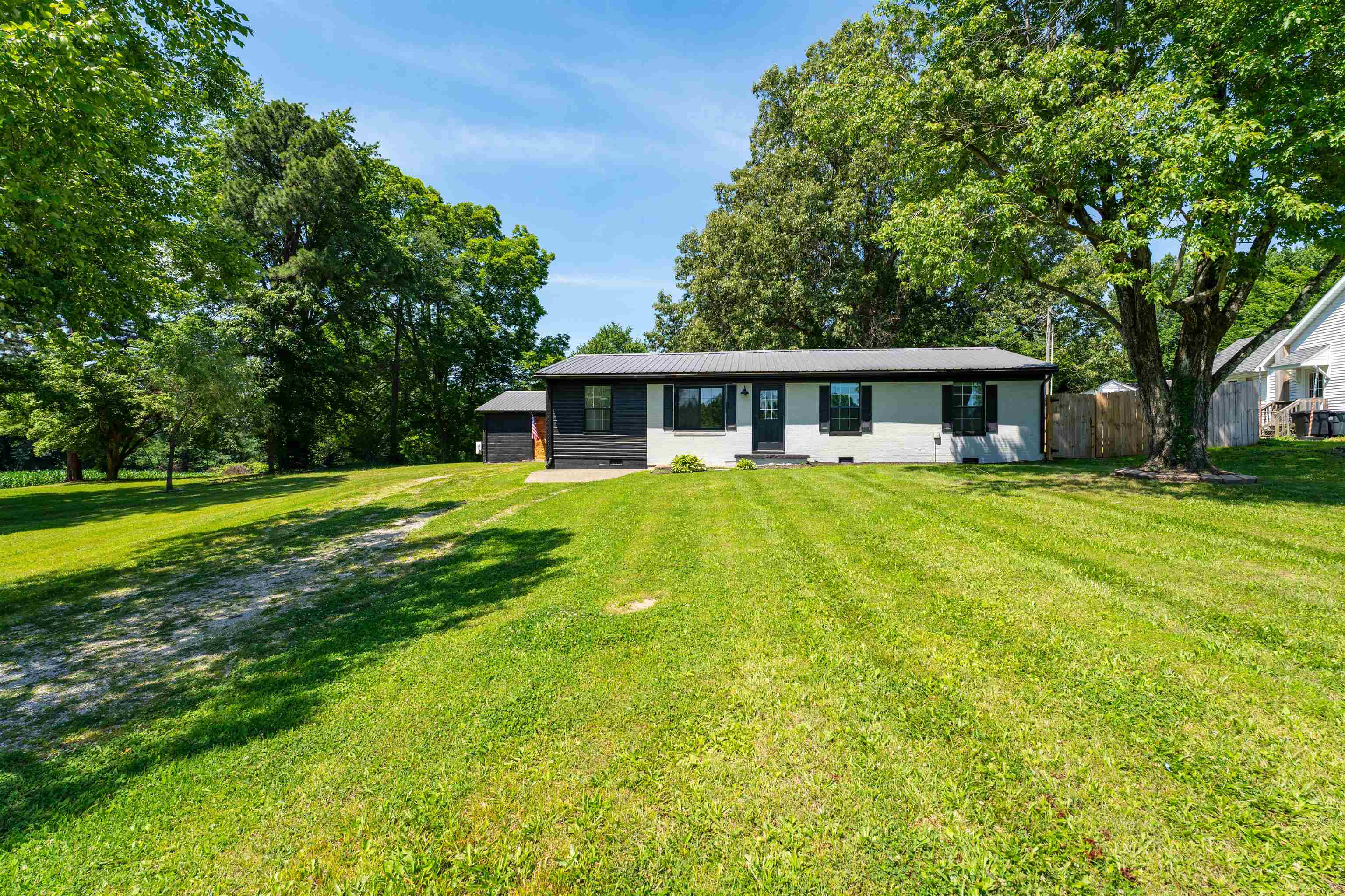 9610 US 231, Utica, Kentucky 42376, 4 Bedrooms Bedrooms, ,2 BathroomsBathrooms,Single Family Residence,For Sale,US 231,95057