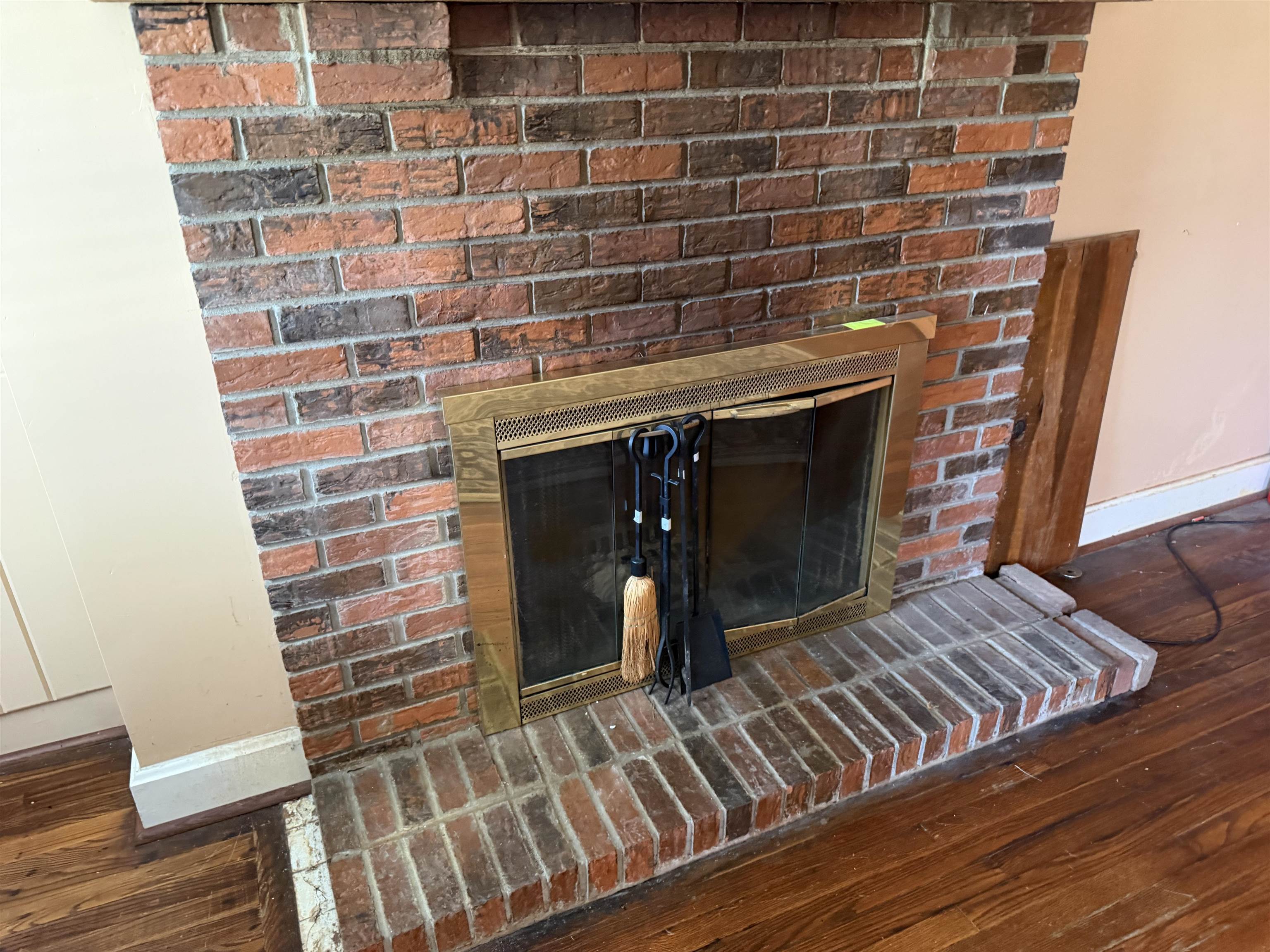 1315 Ford Avenue, Owensboro, Kentucky 42301, 2 Bedrooms Bedrooms, ,2 BathroomsBathrooms,Single Family Residence,For Sale,Ford Avenue,95059