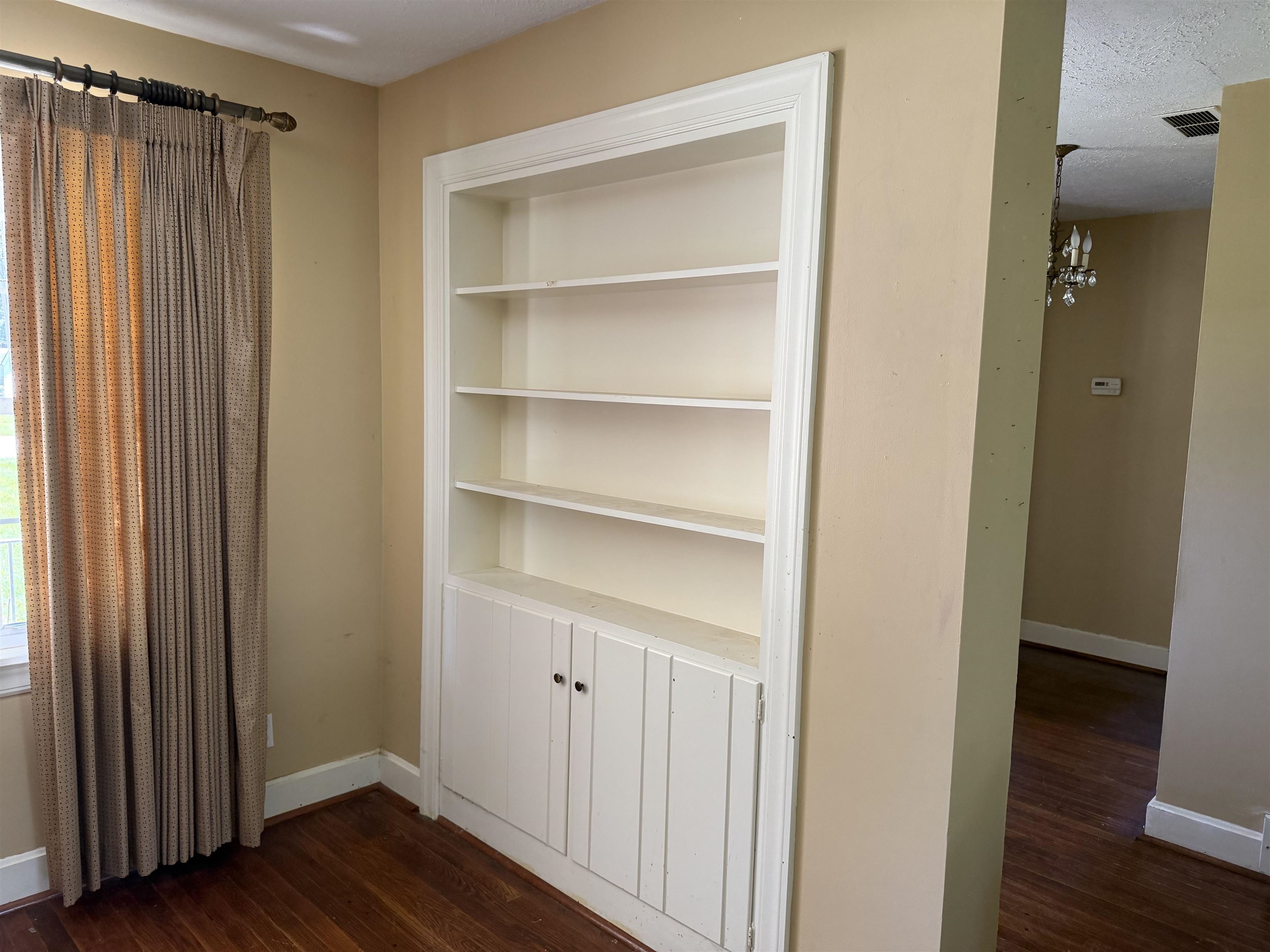 1315 Ford Avenue, Owensboro, Kentucky 42301, 2 Bedrooms Bedrooms, ,2 BathroomsBathrooms,Single Family Residence,For Sale,Ford Avenue,95059