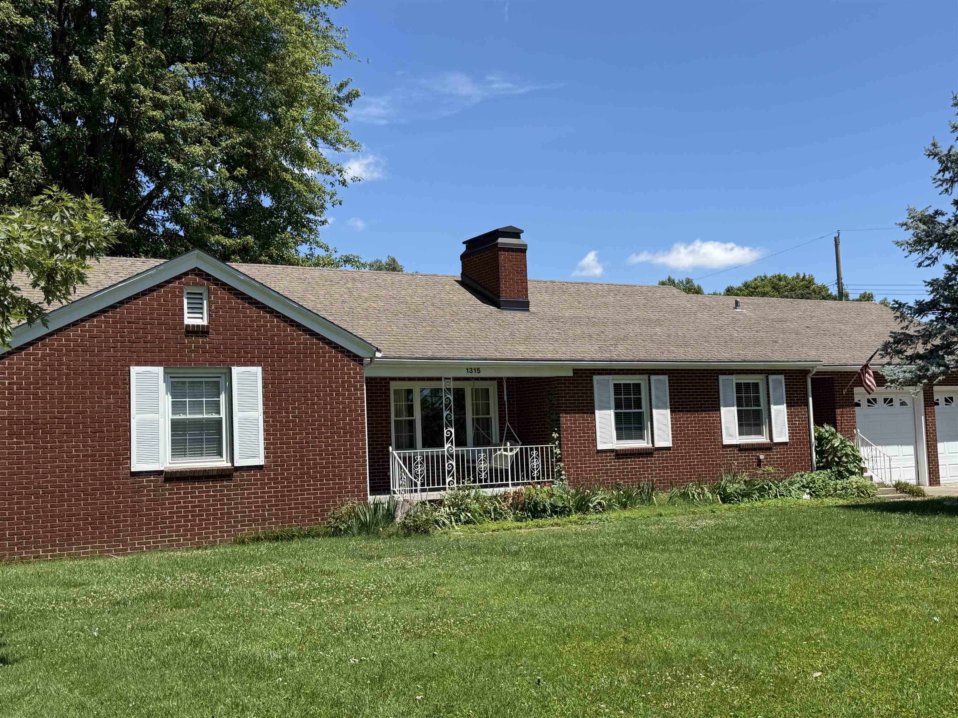 1315 Ford Avenue, Owensboro, Kentucky 42301, 2 Bedrooms Bedrooms, ,2 BathroomsBathrooms,Single Family Residence,For Sale,Ford Avenue,95059