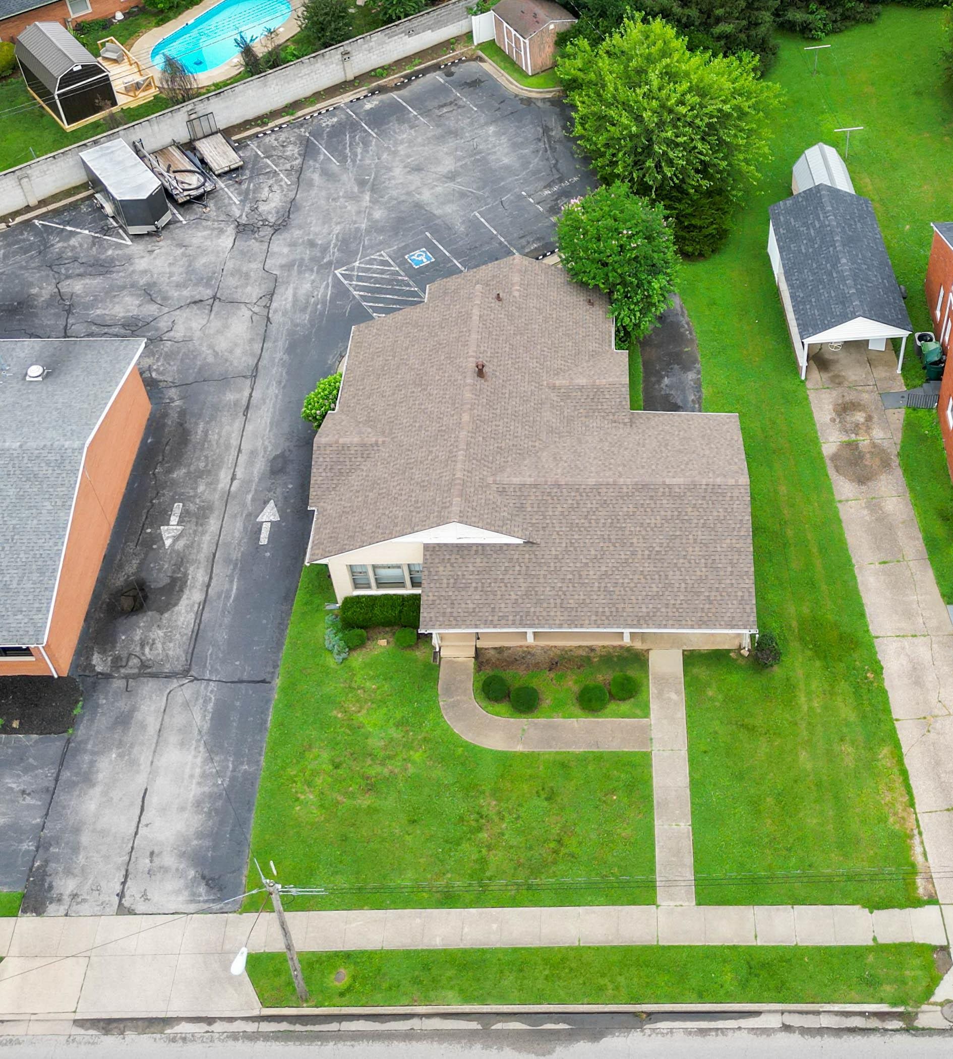 1121 Scherm Rd, Owensboro, Kentucky 42303-6052, ,Mixed Use,For Sale,Scherm Rd,95066