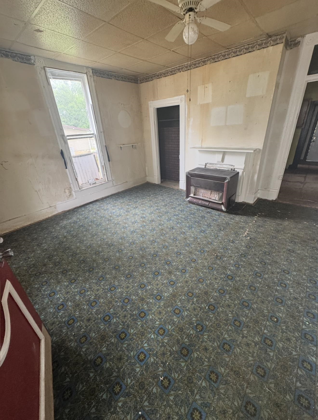 1220 West 1st Street, Owensboro, Kentucky 42301, 3 Bedrooms Bedrooms, ,1 BathroomBathrooms,Single Family Residence,For Sale,West 1st Street,95068